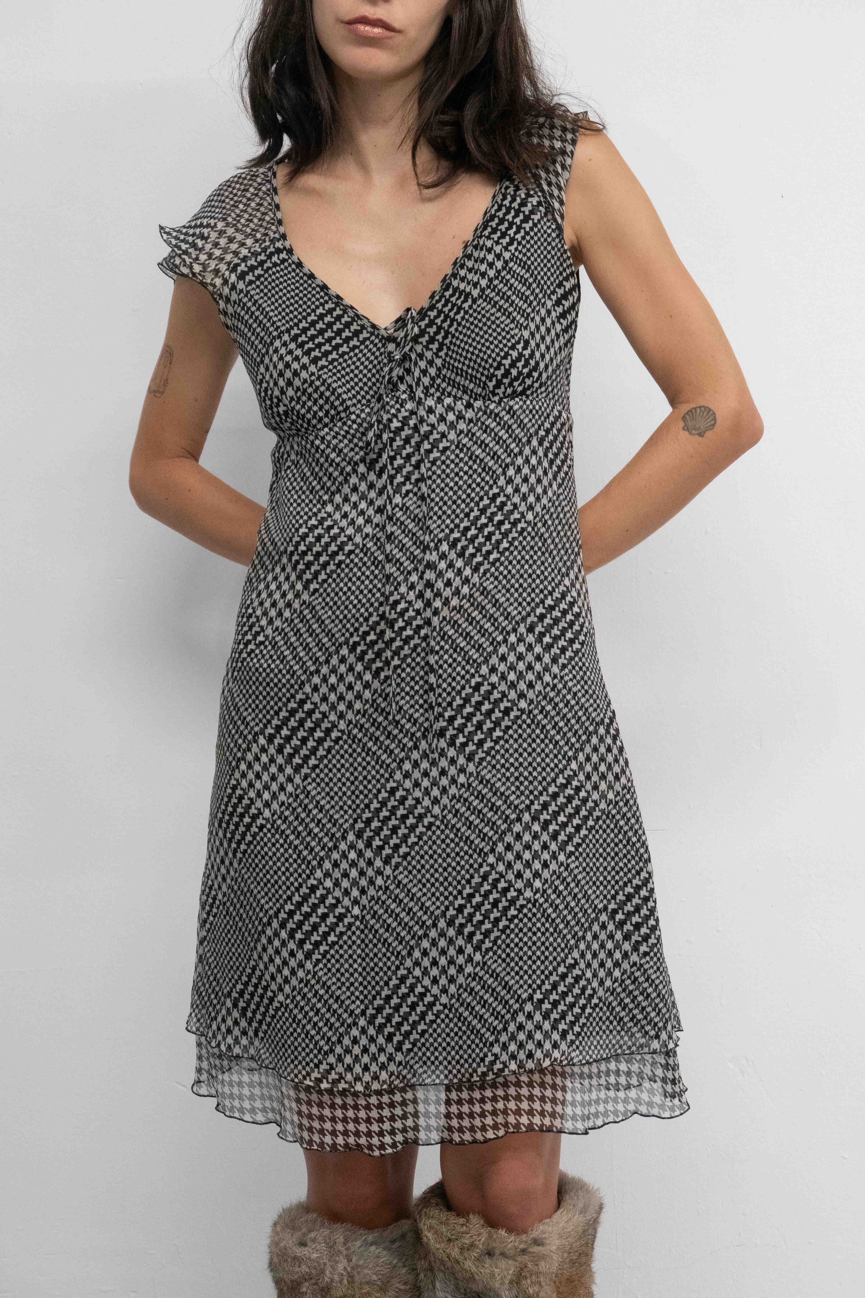 HOUNDSTOOTH PRINTED SILK DRESS