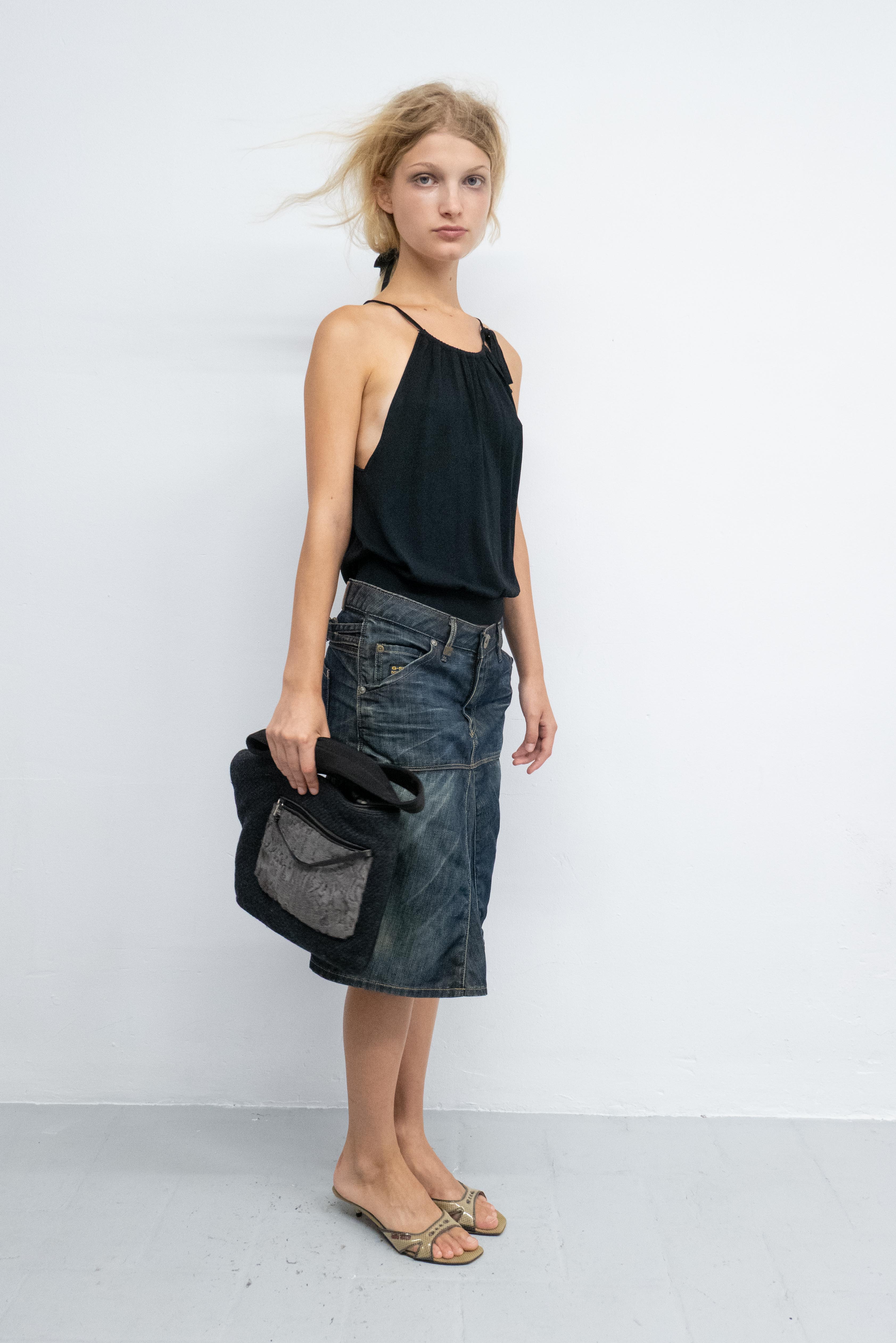 1990S LCAED NECKLINE VISCOSE TOP