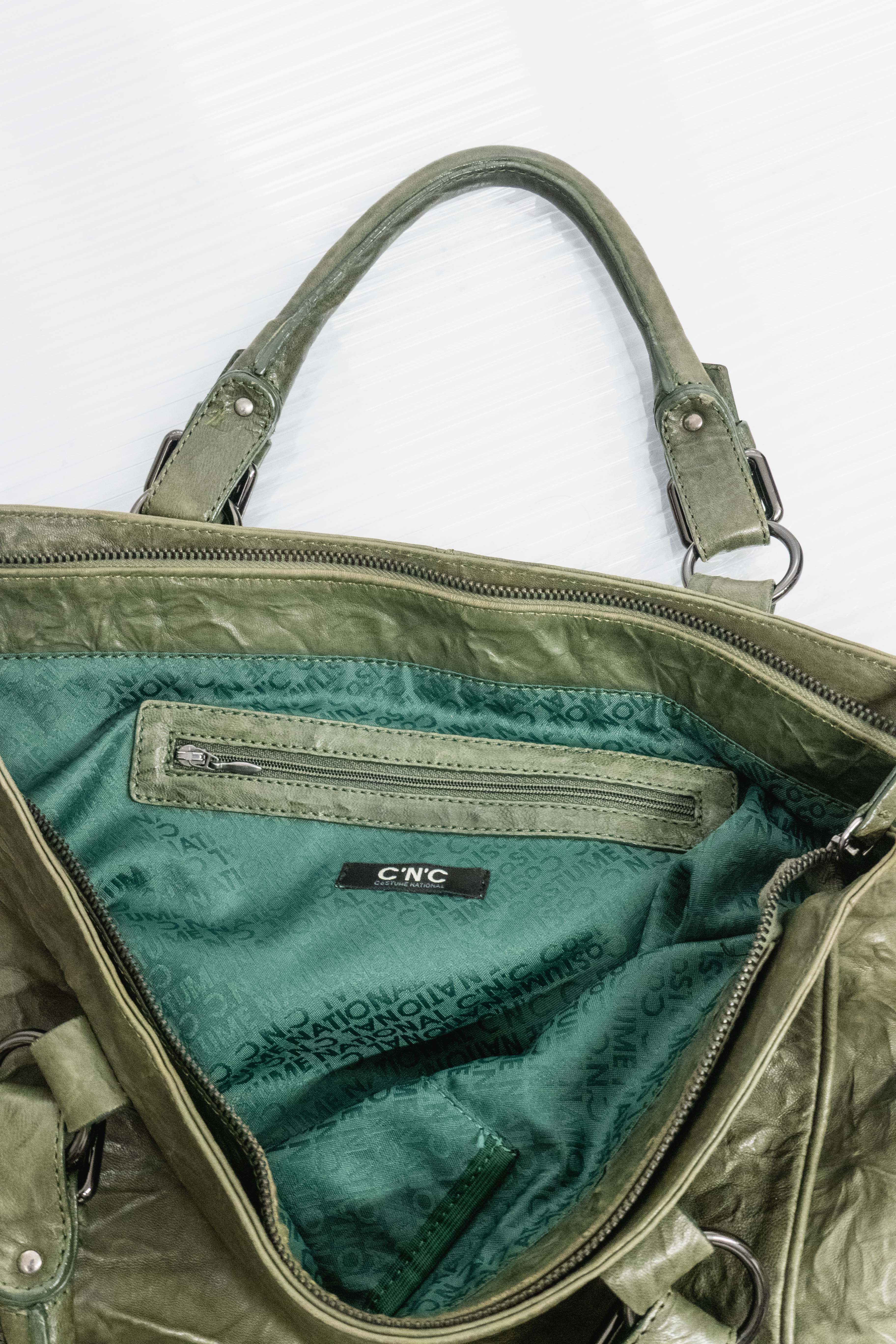 GREEN CRINKLE SHOULDER BAG