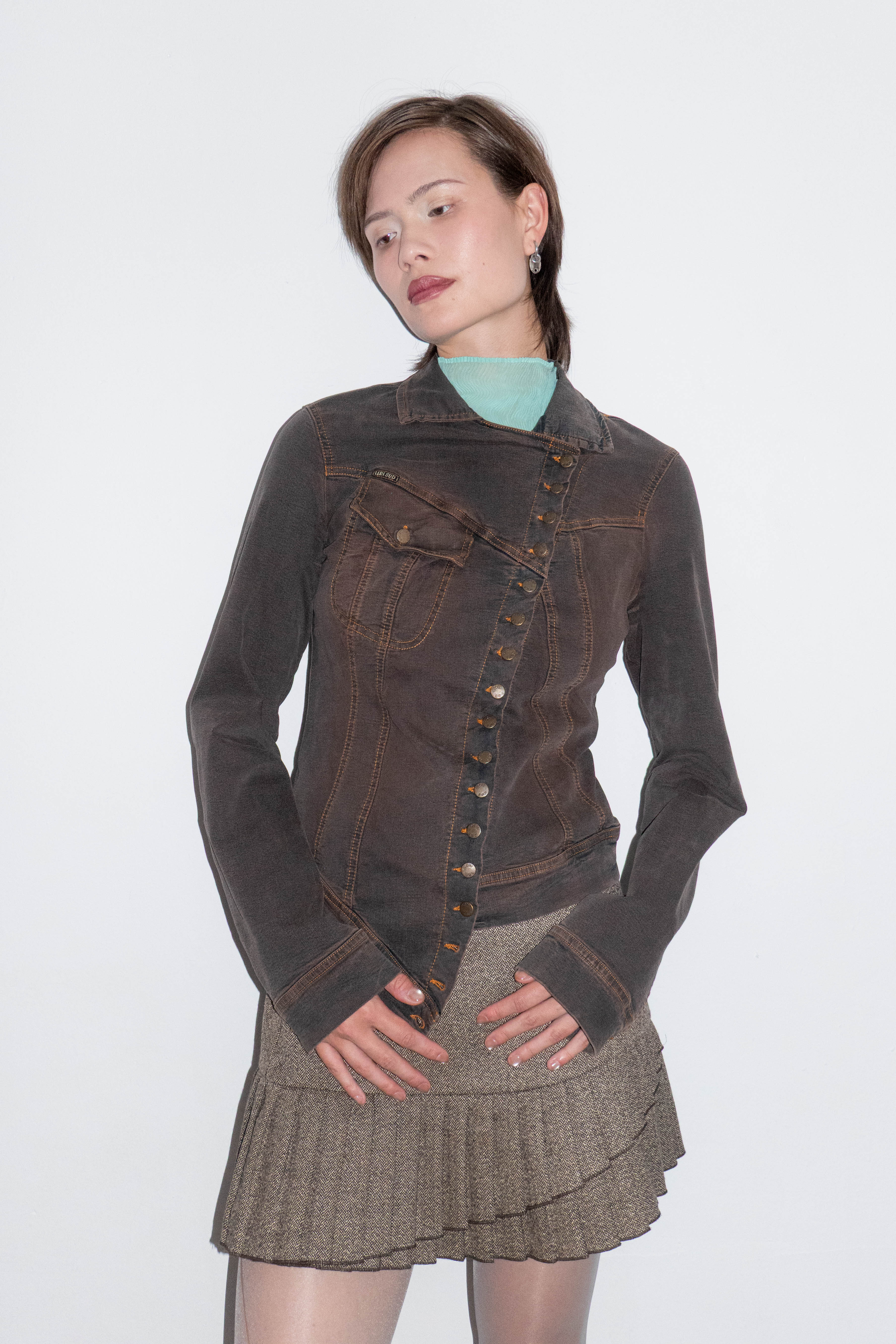 ASYMMETRIC WASHED DENIM JACKET