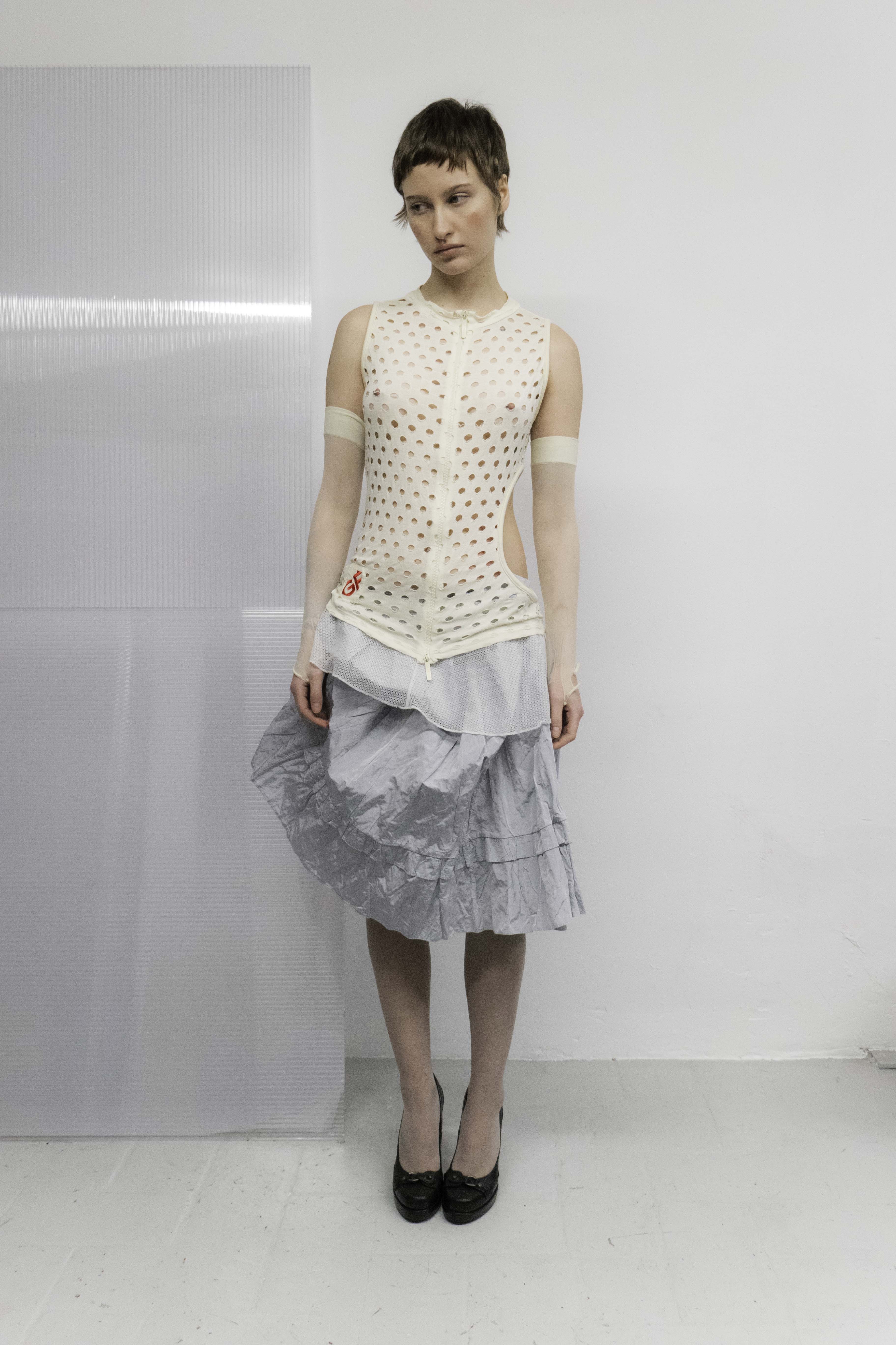 GIANFRANCO FERRÉ CUT-OUT DOTS ZIPPER TOP