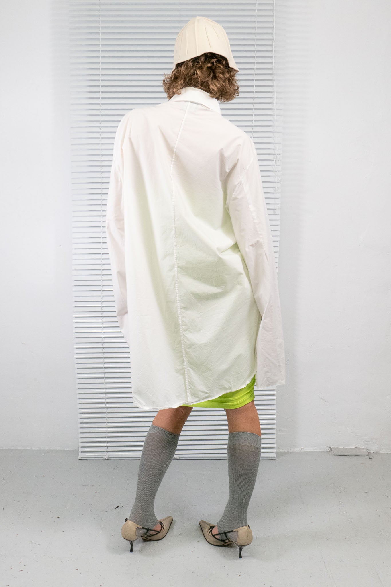 LOST & FOUND WHITE OVERSIZED SHIRT