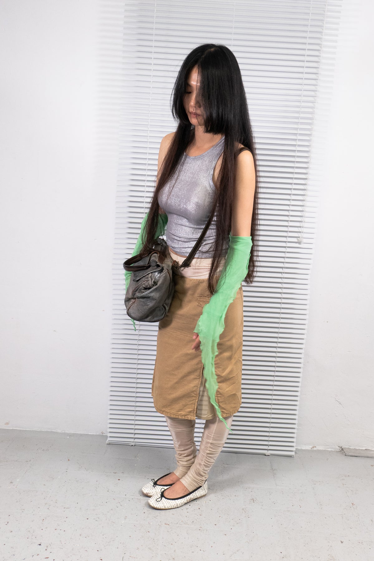 SILVER METALLIC VISCOSE TANK TOP