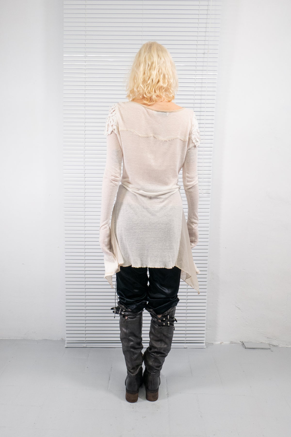ASYMMETRIC LACE DETAIL LONG TOP