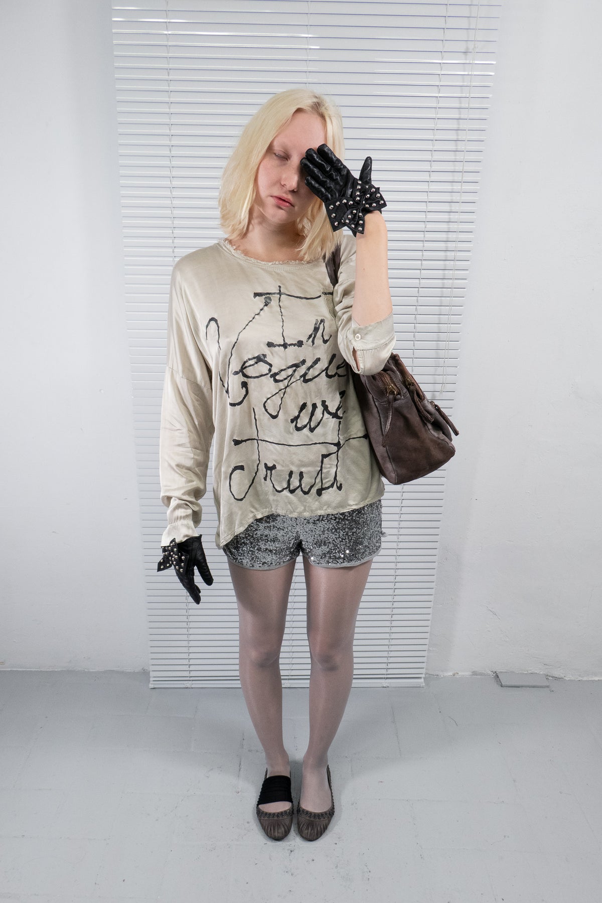 SEQUINED SILVER SHORTS