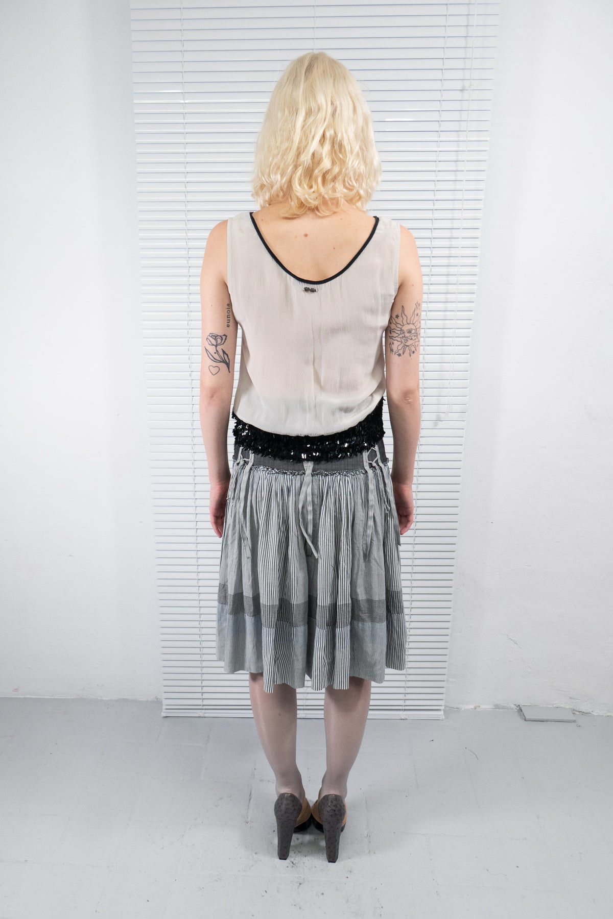 SILK SEQUIN TRIM TOP