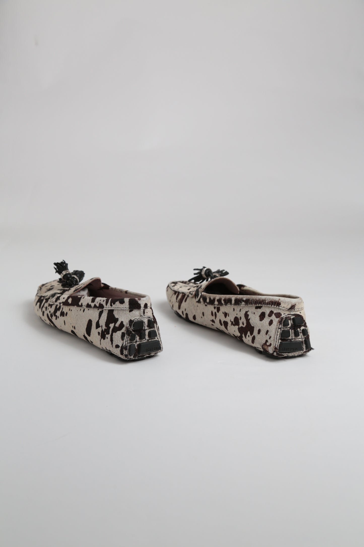 Cowhide Loafers (36)