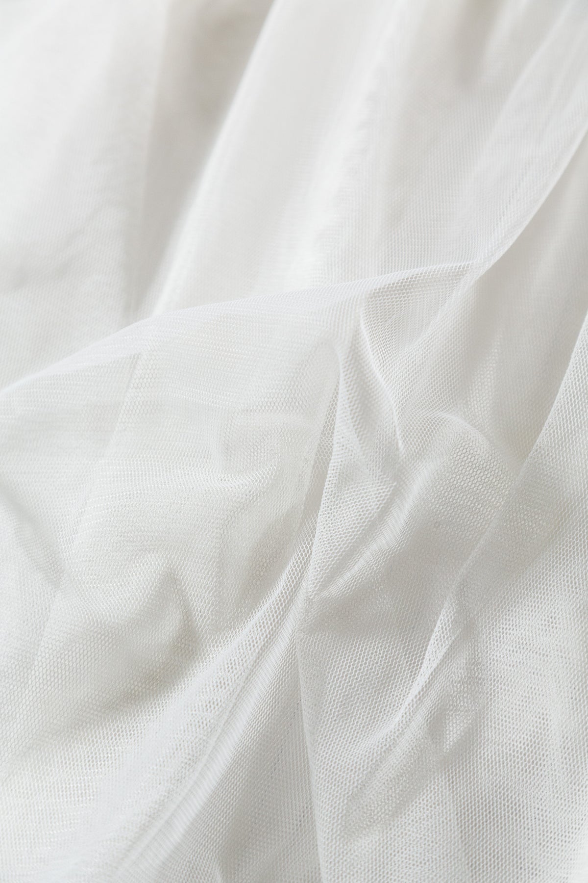 WHITE LAYERED MESH CORSET SKIRT