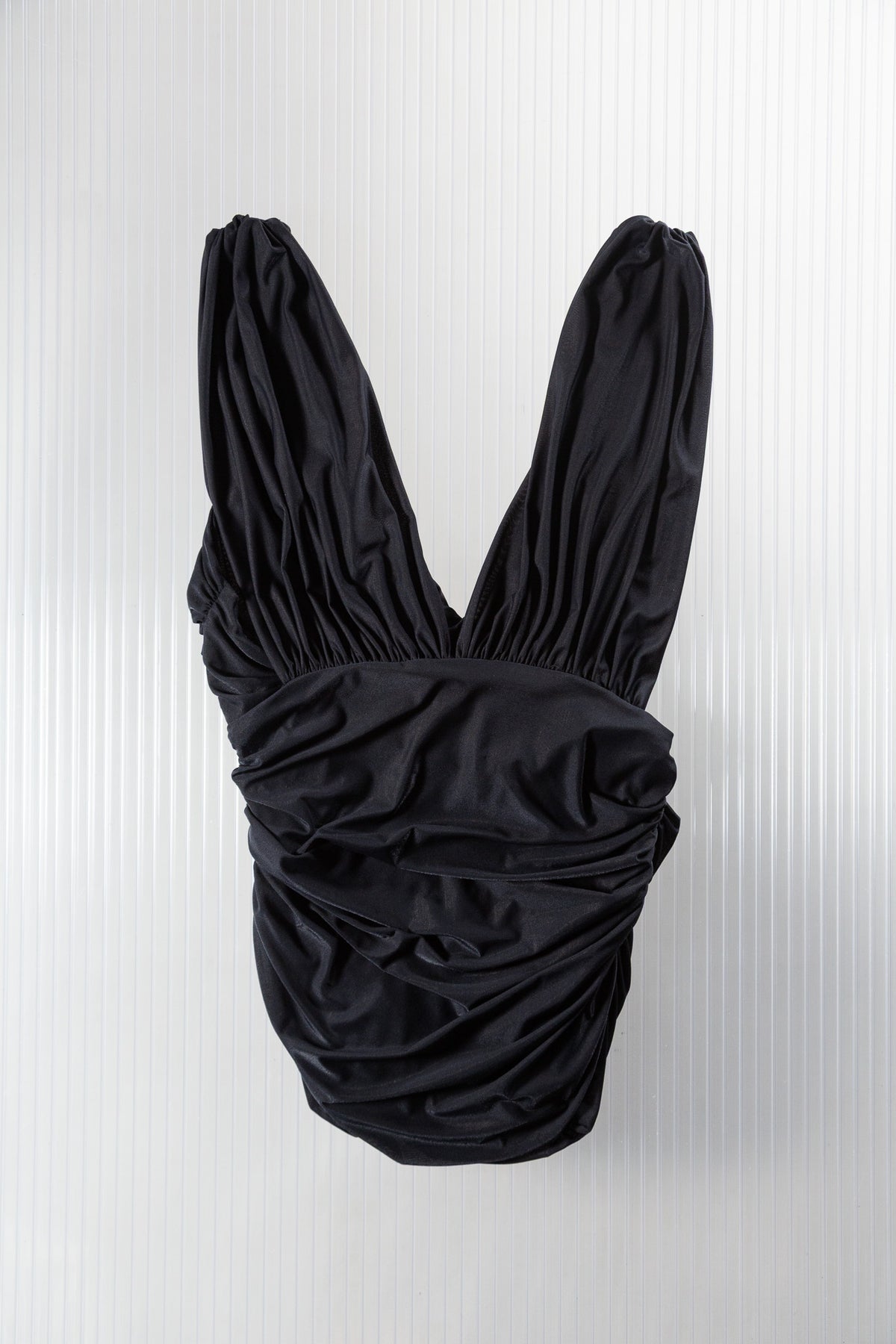 BLACK DRAPED PLUNGE TOP