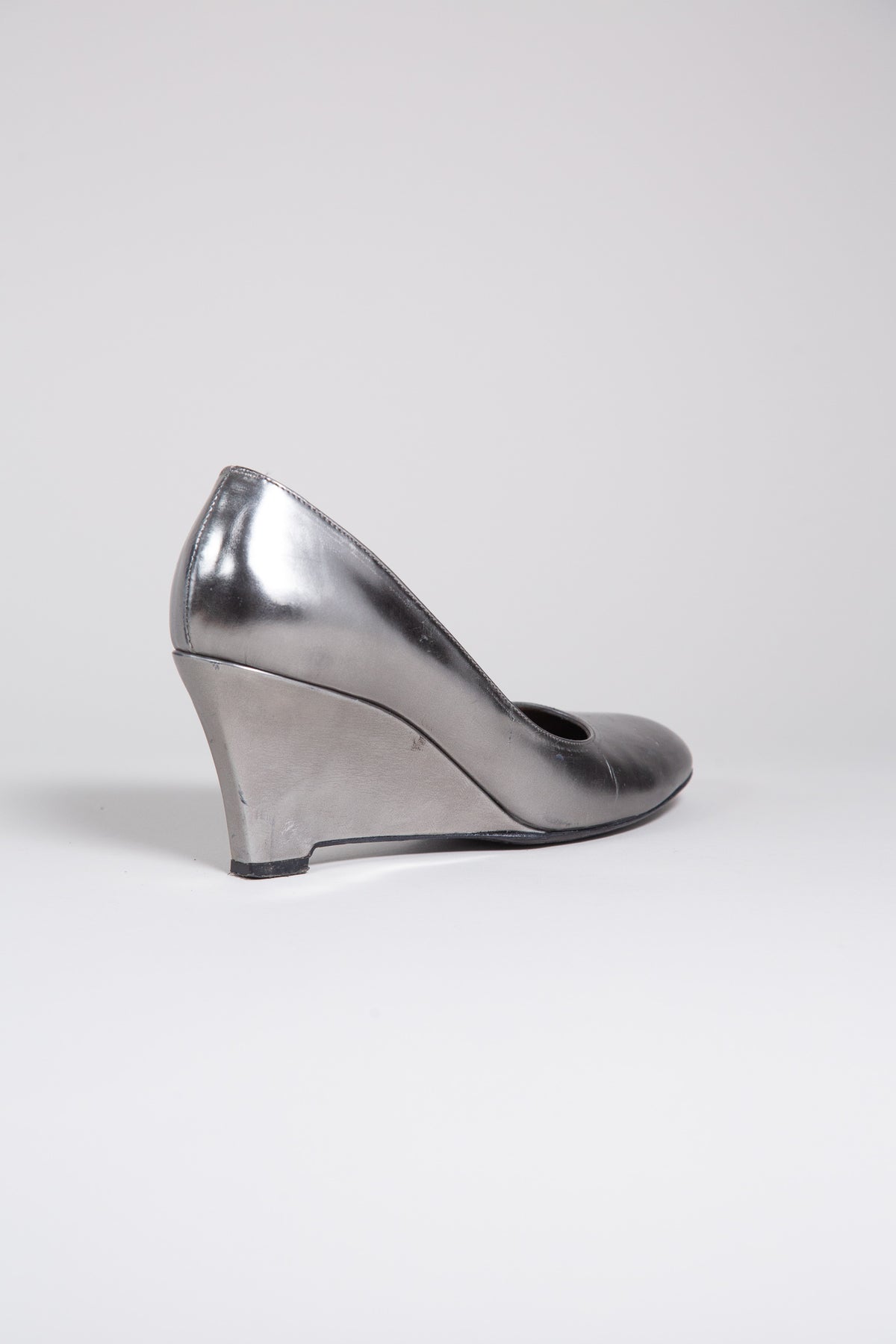 MAX MARA SILVER LEATHER SCULPTURAL WEDGE HEELS
