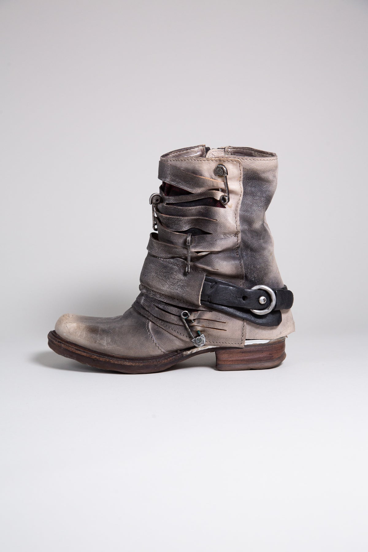 DISTRESSED GREY LEATHER MULTI-STRAP BIKER BOOTS