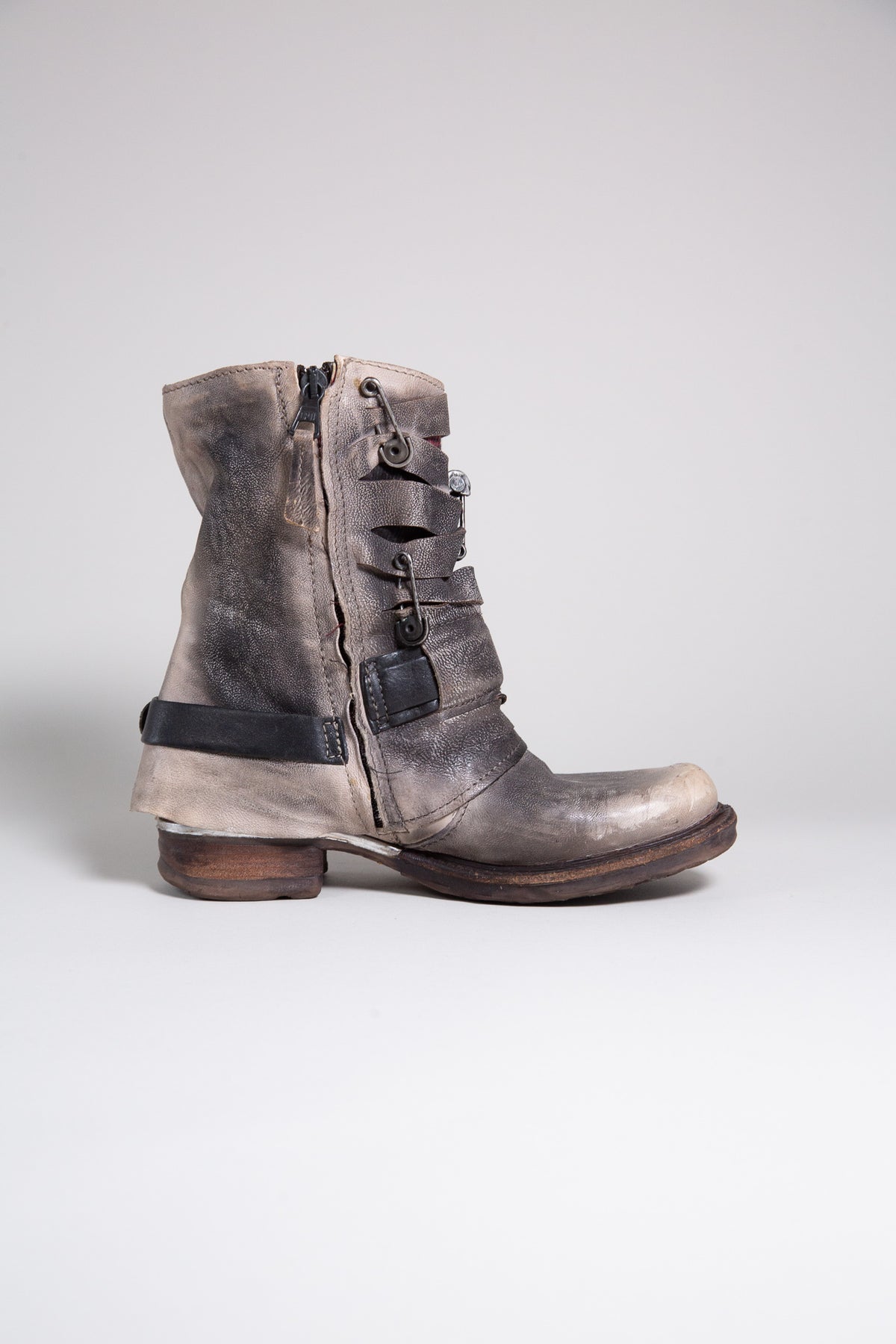 DISTRESSED GREY LEATHER MULTI-STRAP BIKER BOOTS