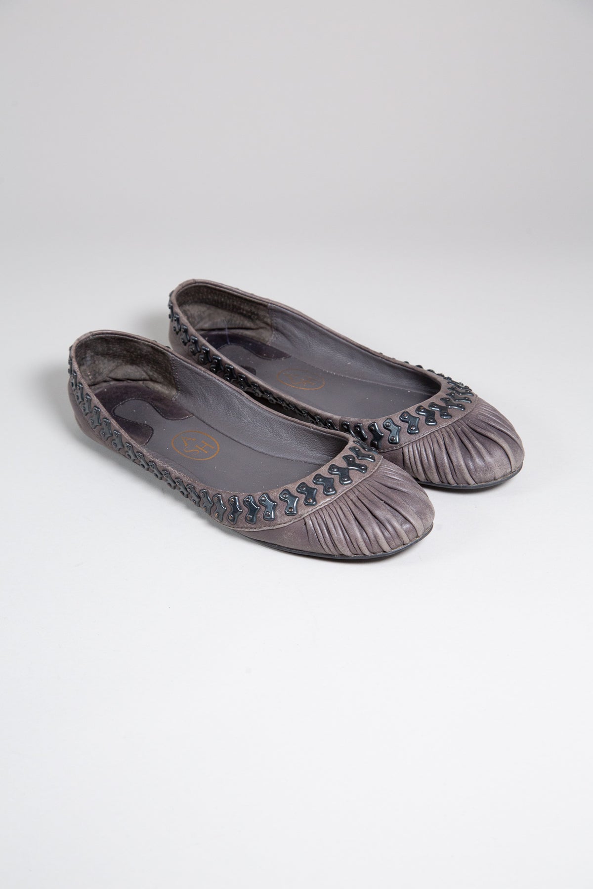DARK GREY LEATHER EMBELLISHED BALLET FLATS
