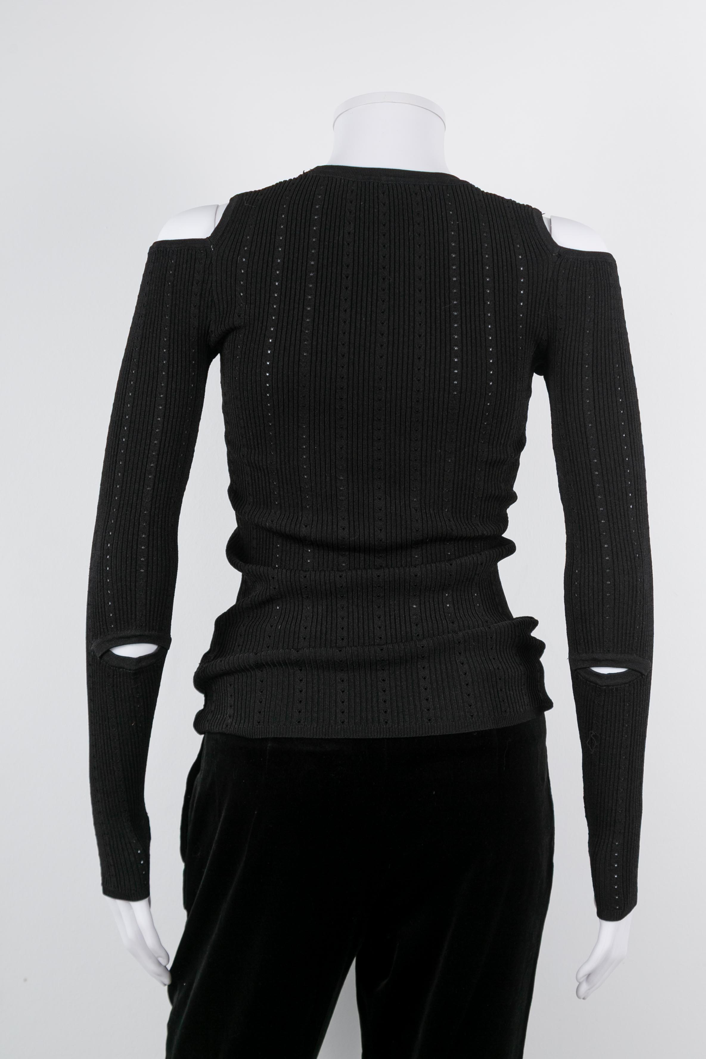 RIBBED CUT-OUT TOP