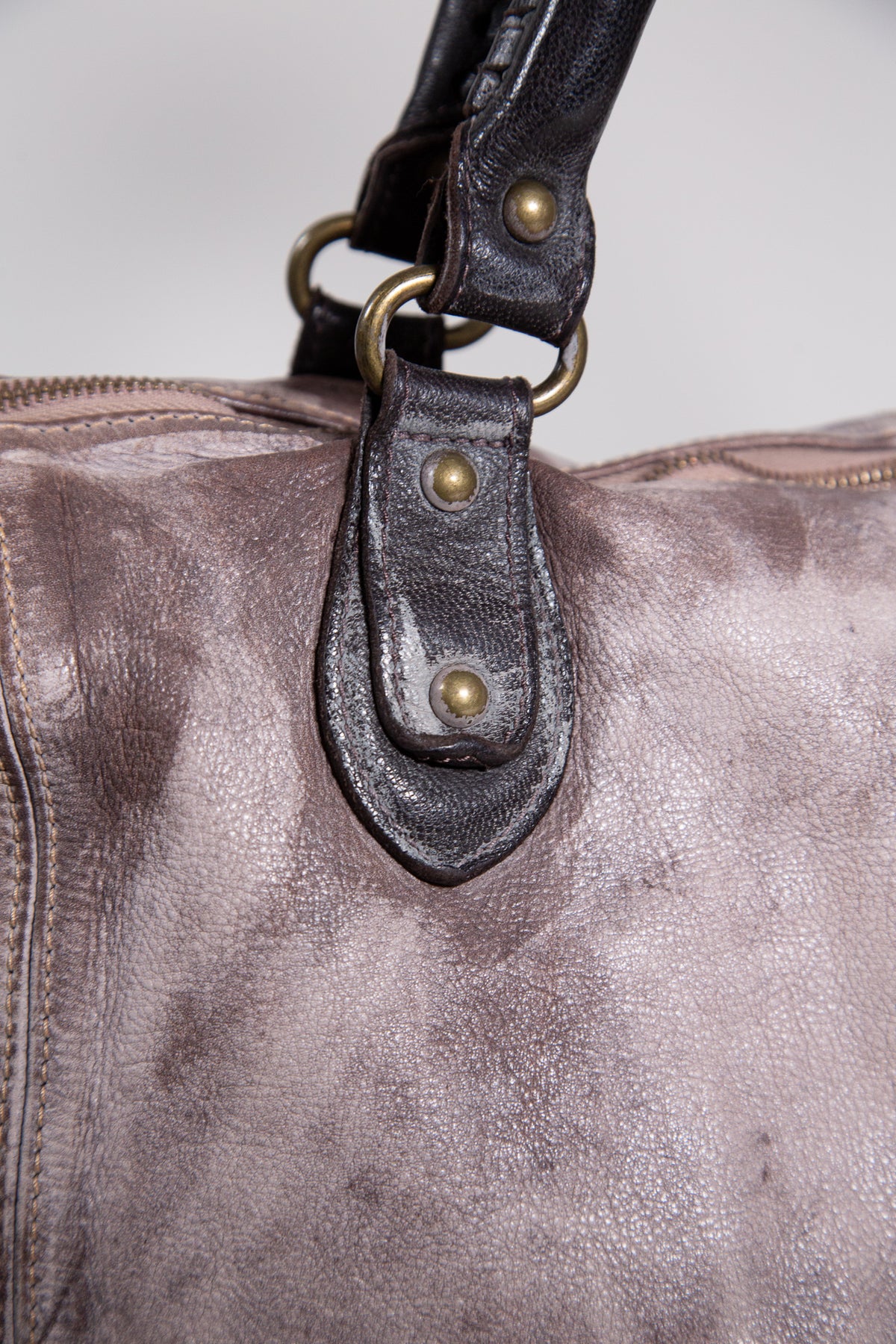 TAUPE LEATHER BOWLING BAG
