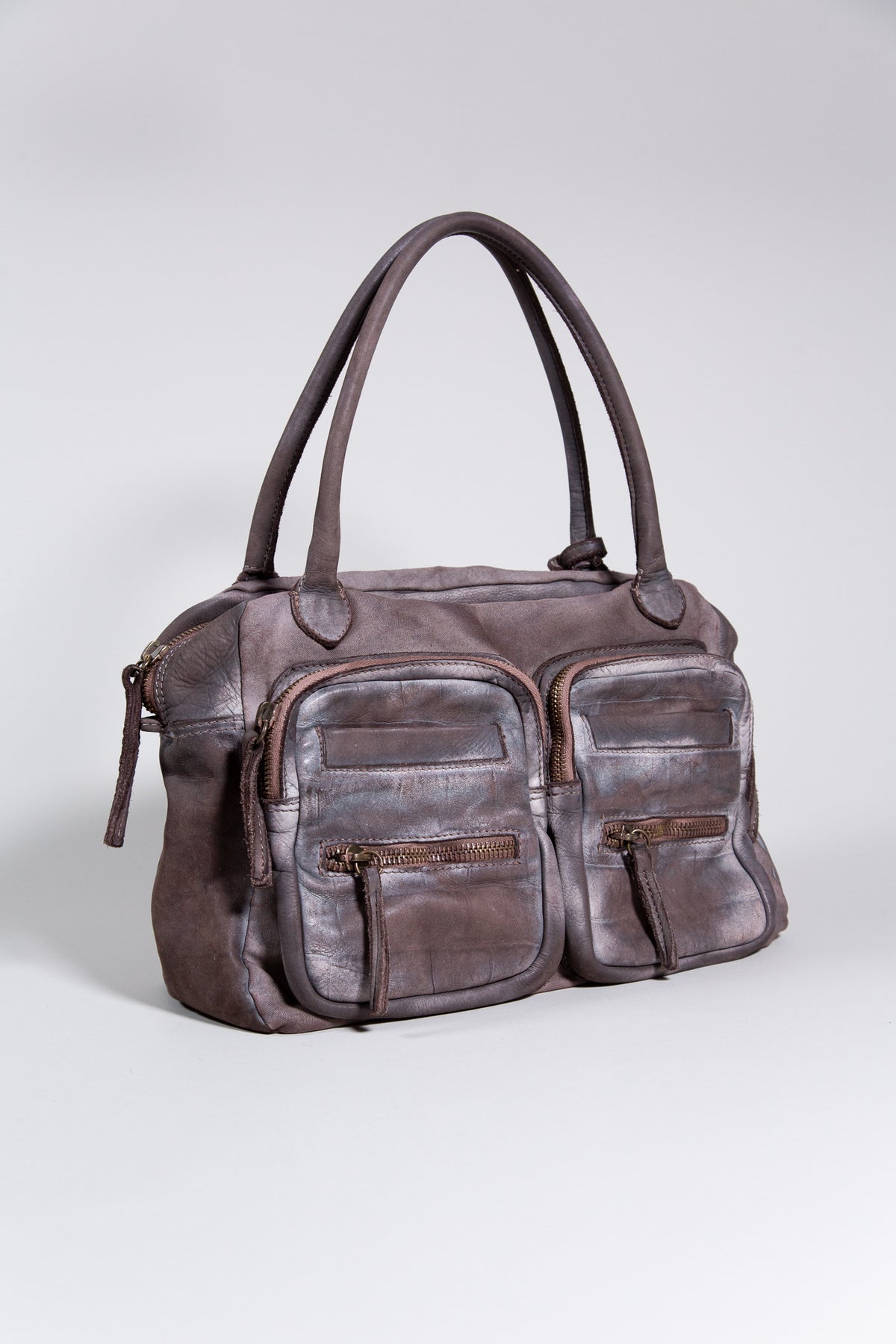 WASHED BROWN LEATHER MULTI-POCKET BAG