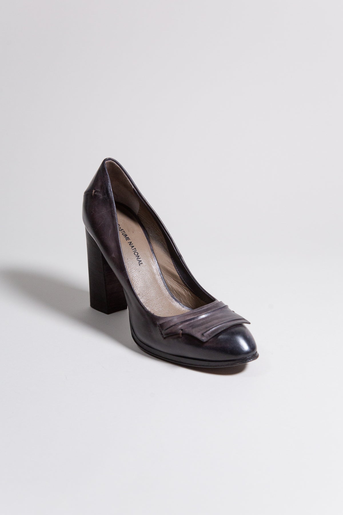 COSTUME NATIONAL LEATHER BLOCK HEEL PUMPS