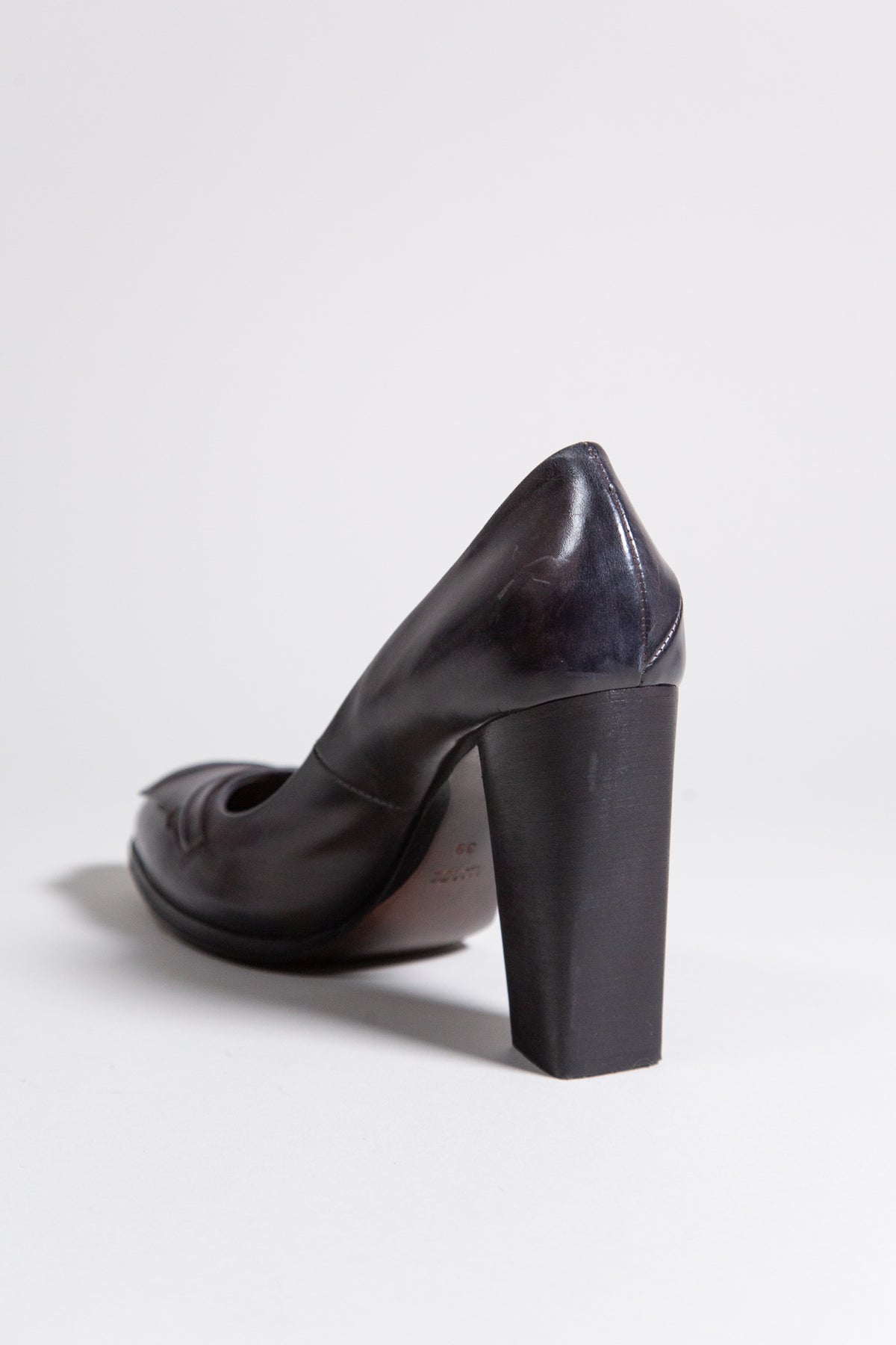 COSTUME NATIONAL LEATHER BLOCK HEEL PUMPS
