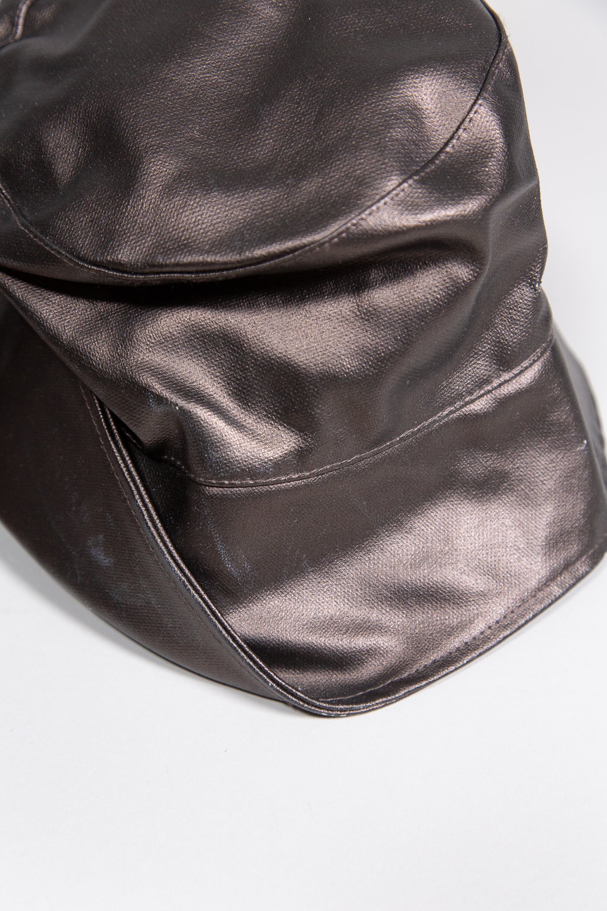 DARK BROWN LEATHER OVERSIZED SCULPTURAL BUCKET HAT