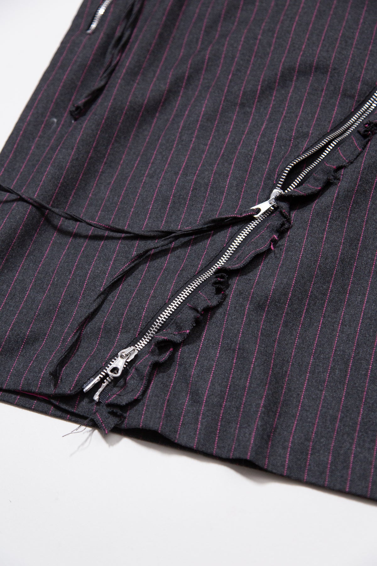 ICEBERG PINSTRIPE ZIP DETAIL SKIRT