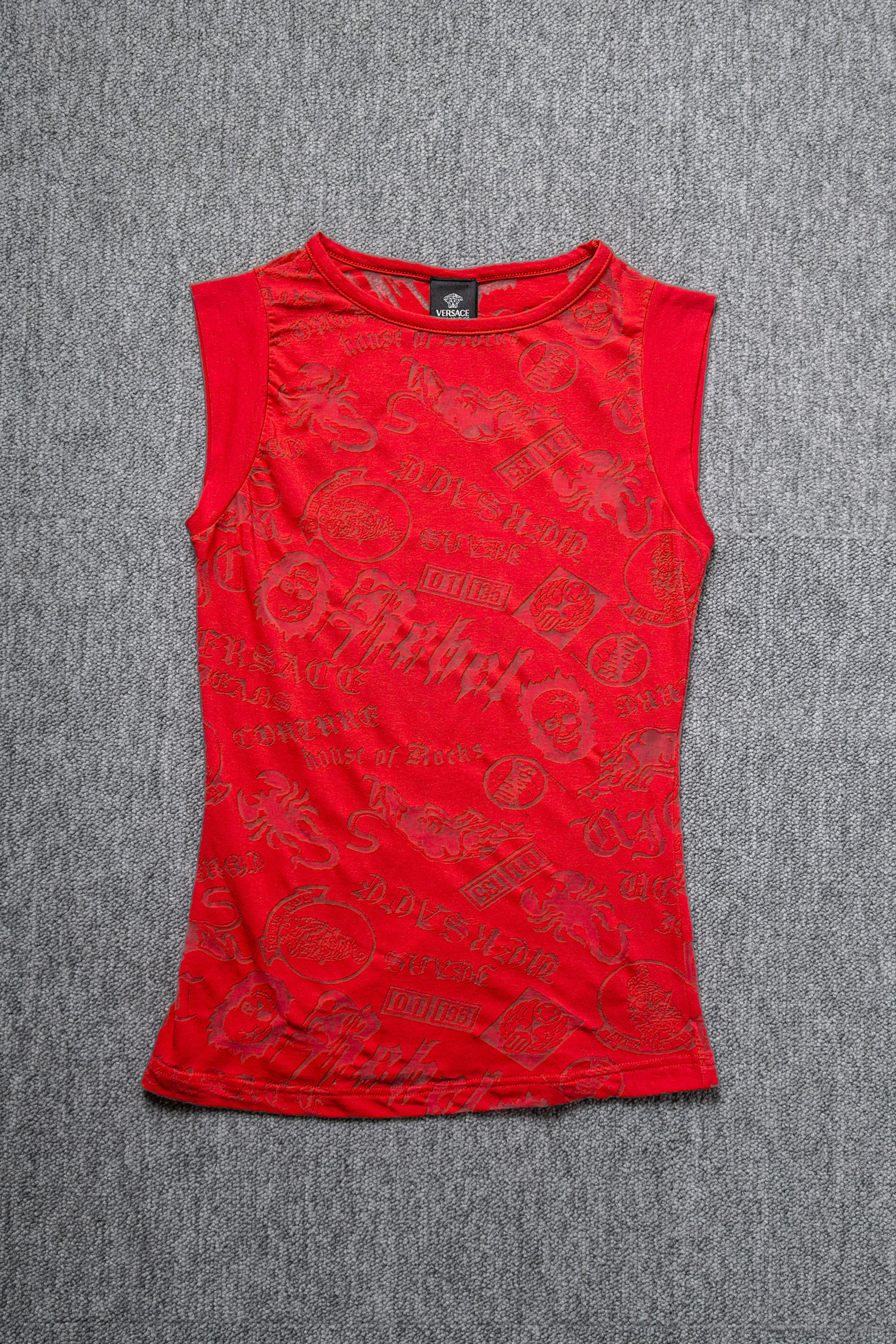 2000S RED CUTOUT TOP