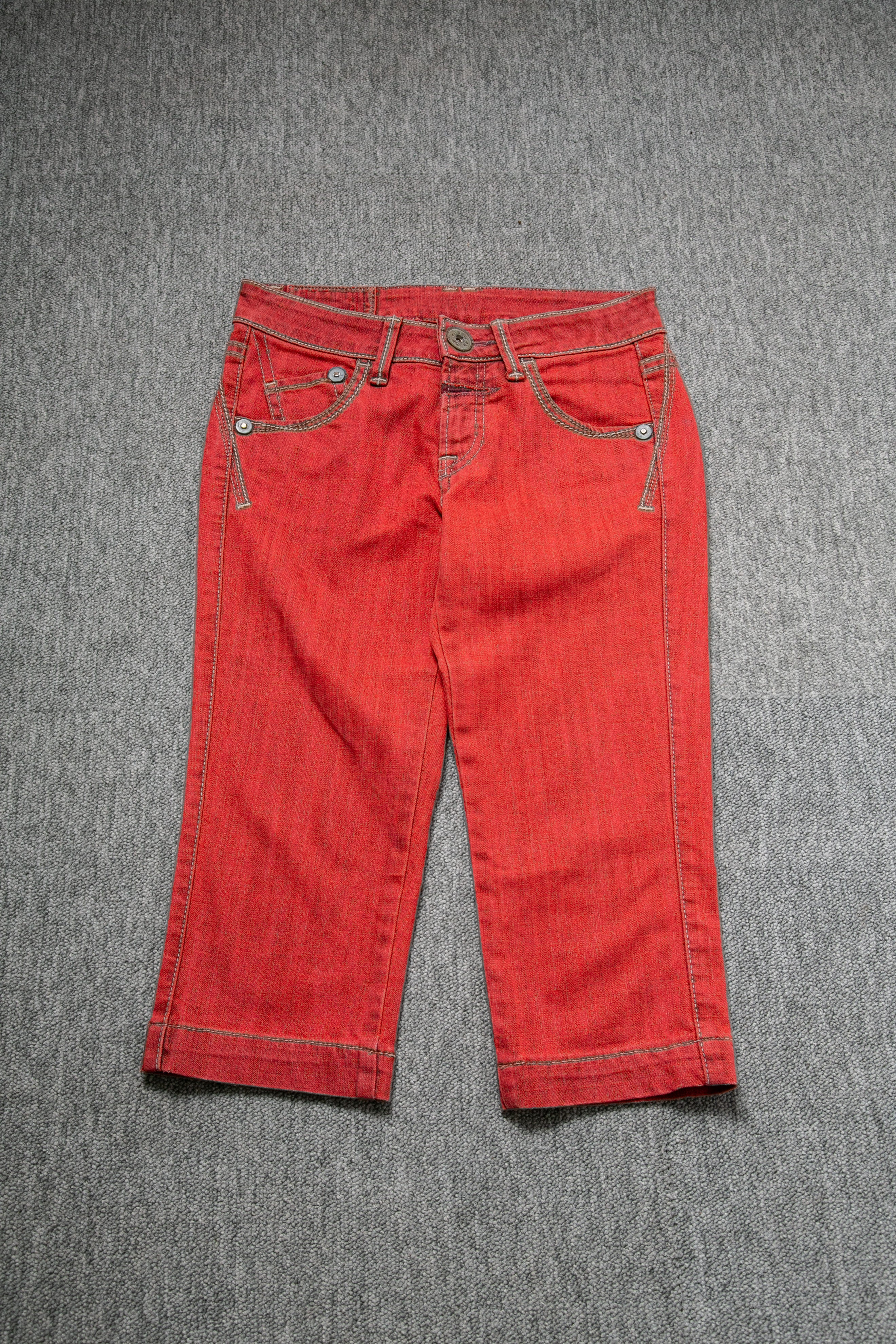 WASHED RED CAPRI