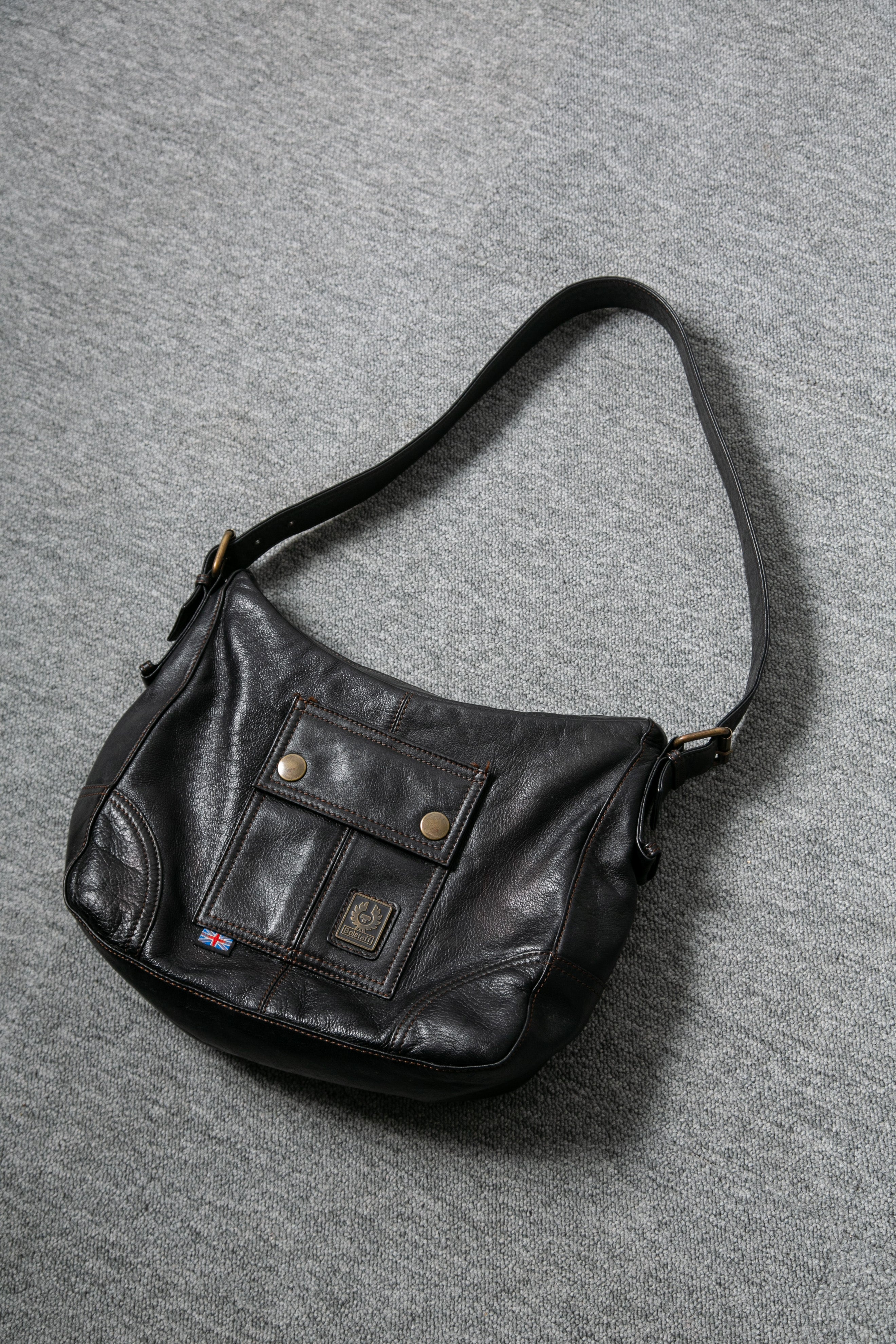 CARGO CROSSBODY HANDBAG