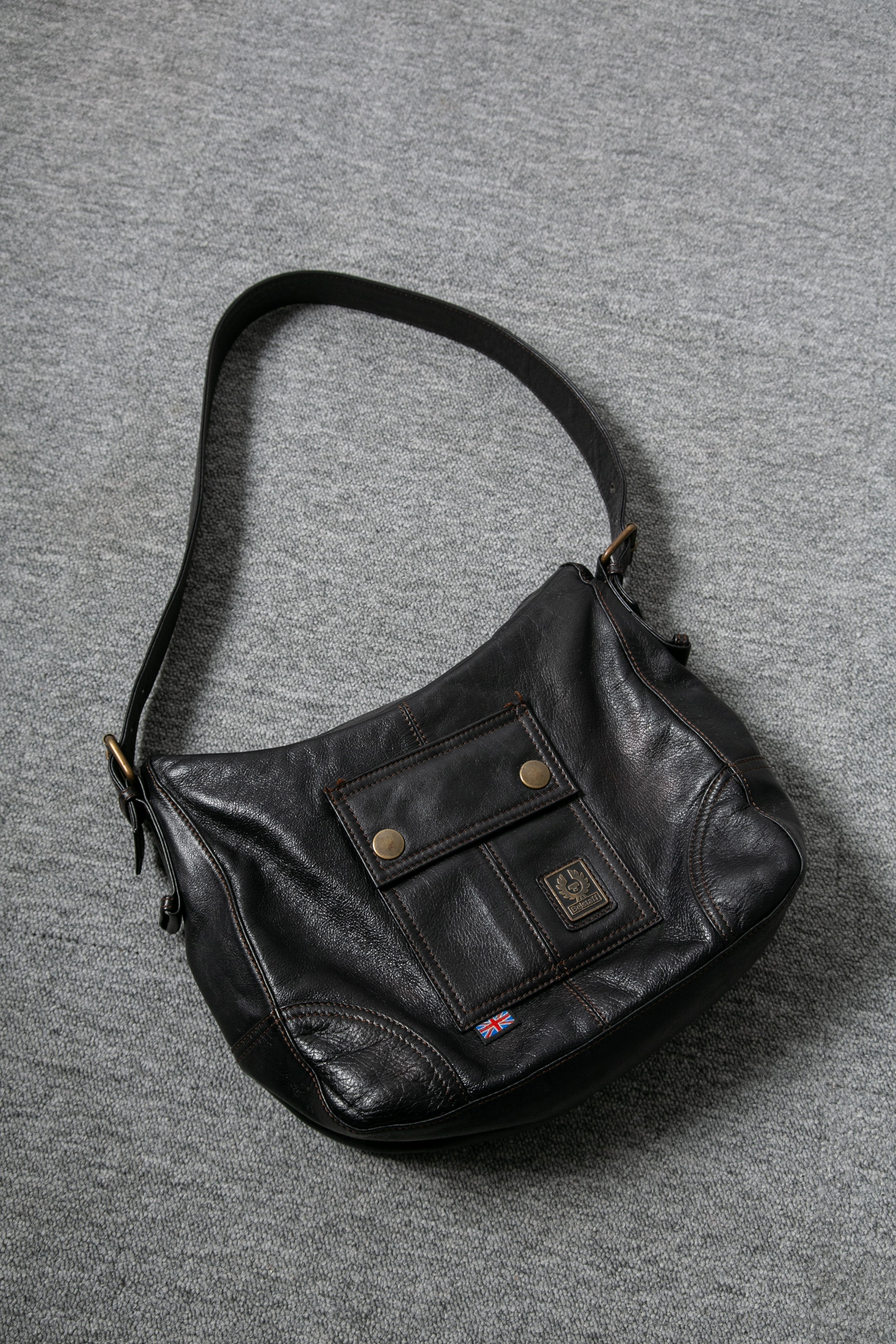 CARGO CROSSBODY HANDBAG