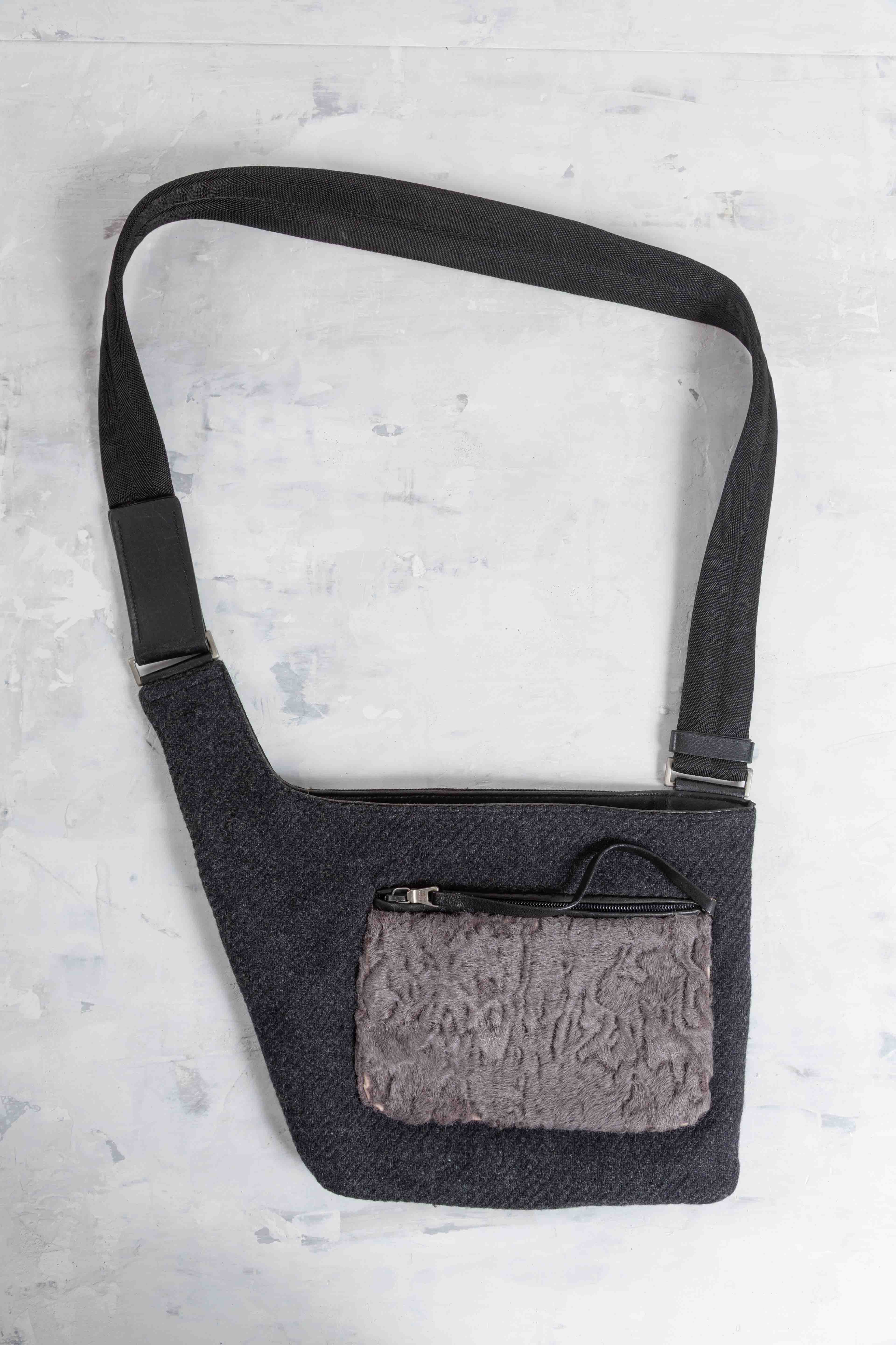 FW1999 WOOL FUR CROSSBODY BAG
