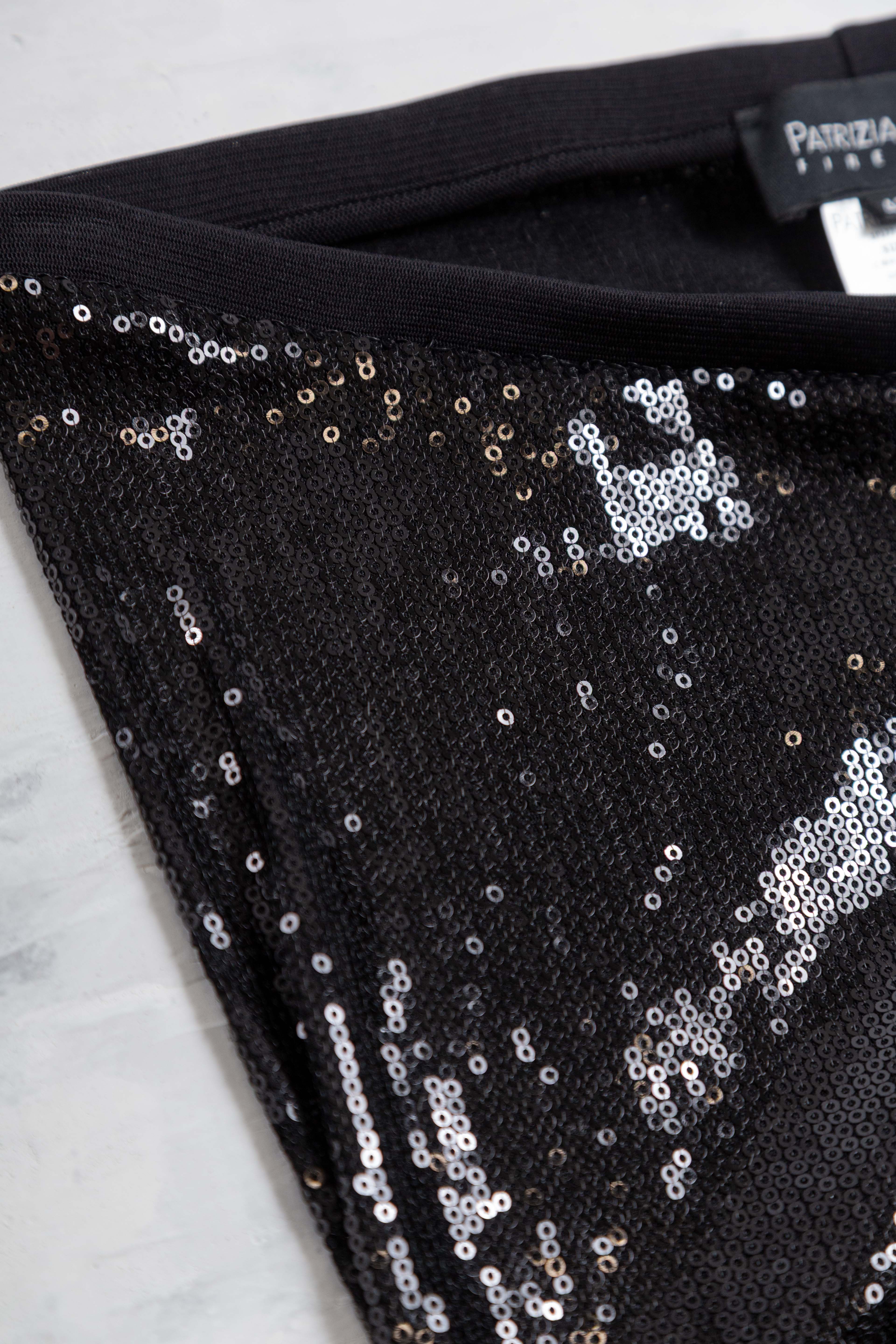BLACK MESH SEQUINED SHORTS