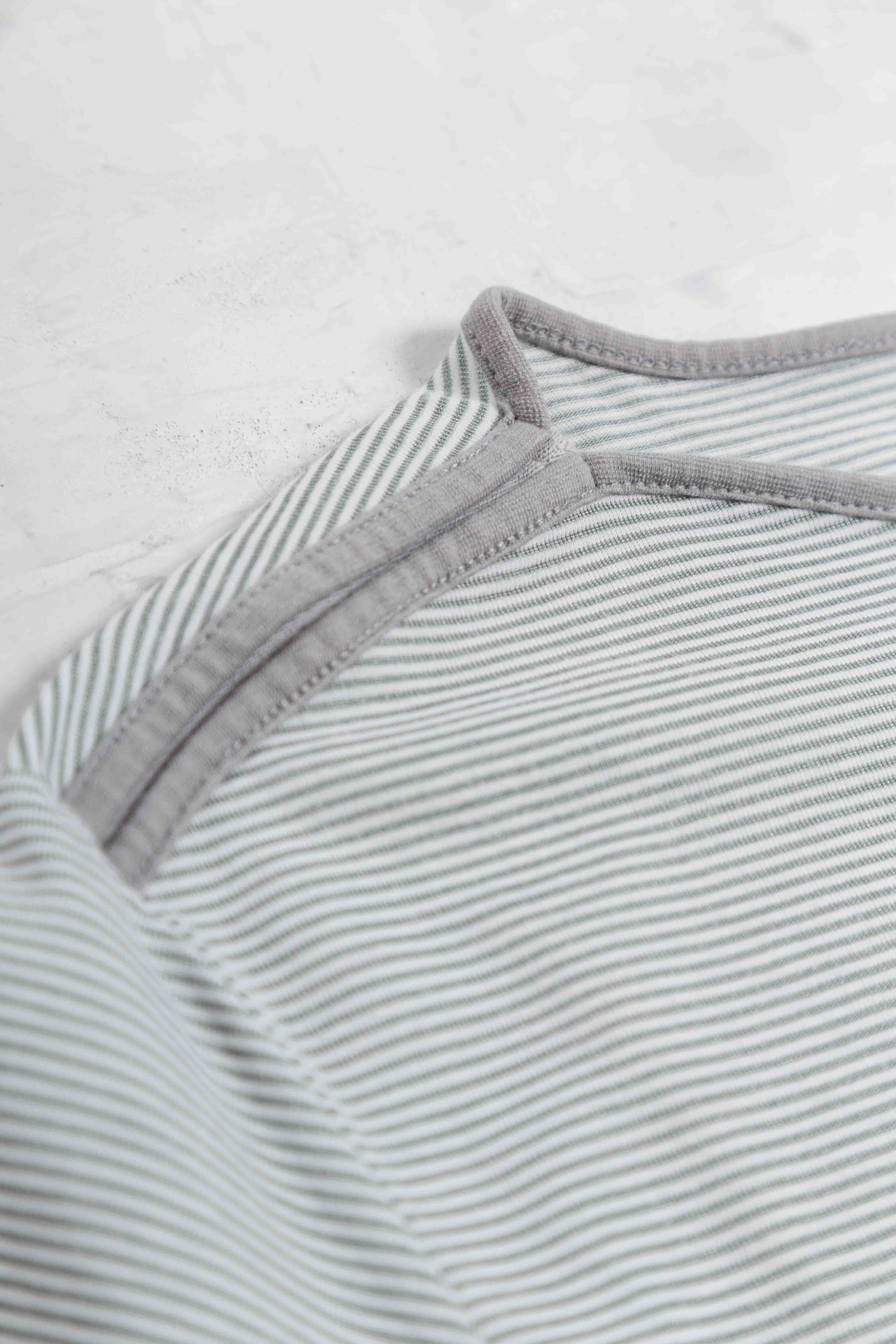 2008 STRIPED SHEER TEE