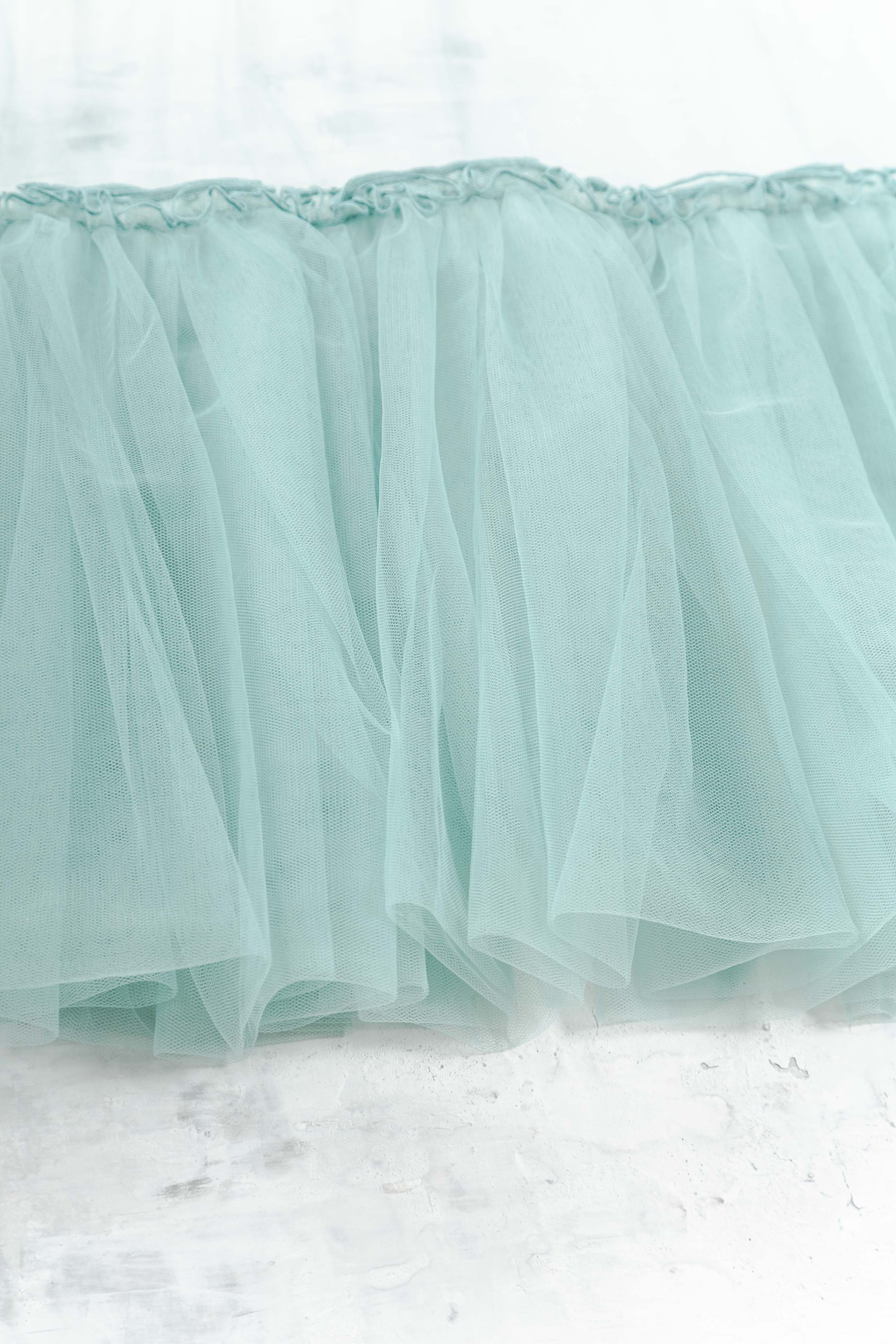 BLUE MESH TULLE SKIRT