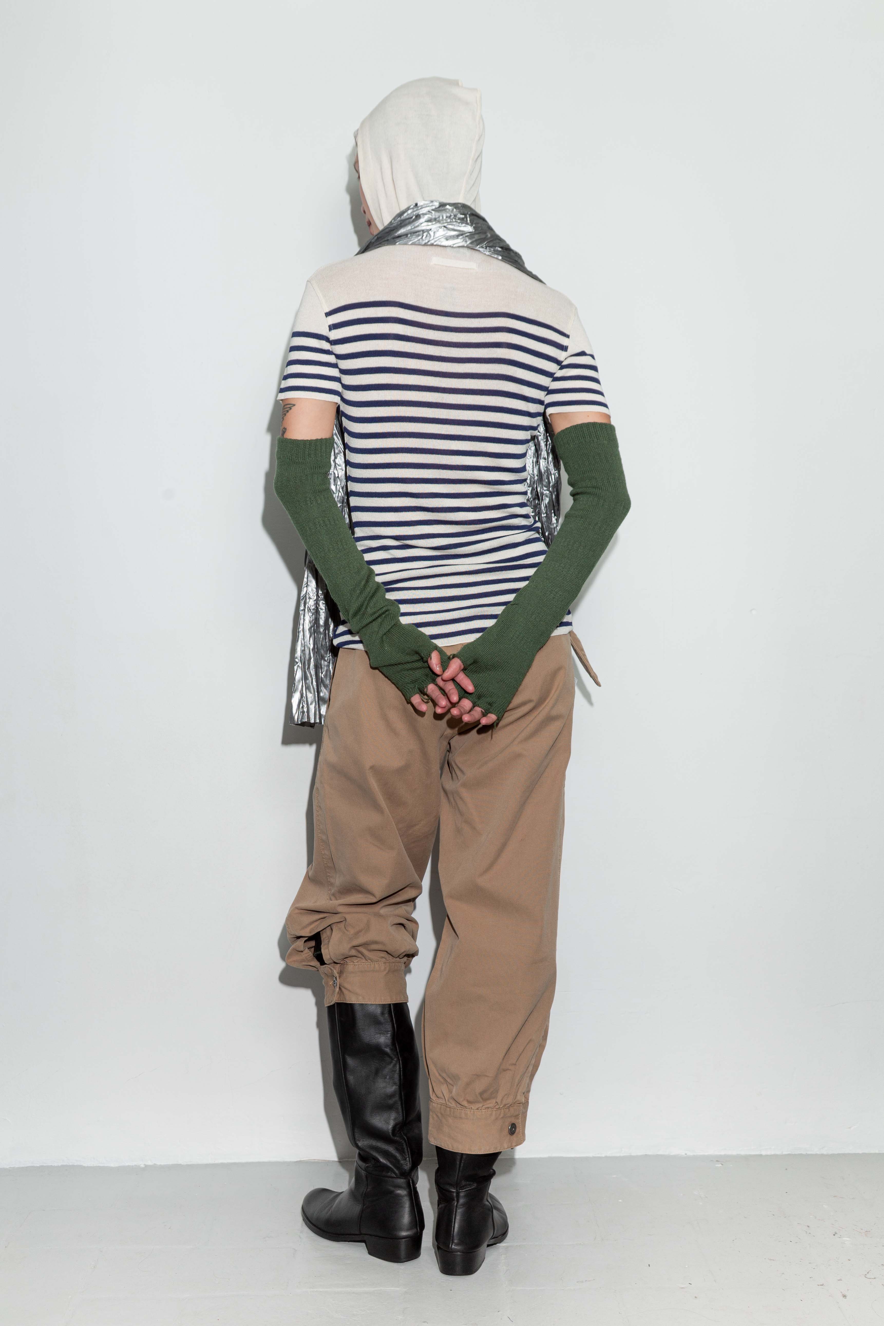 GREEN DISTRESSED GLOVES