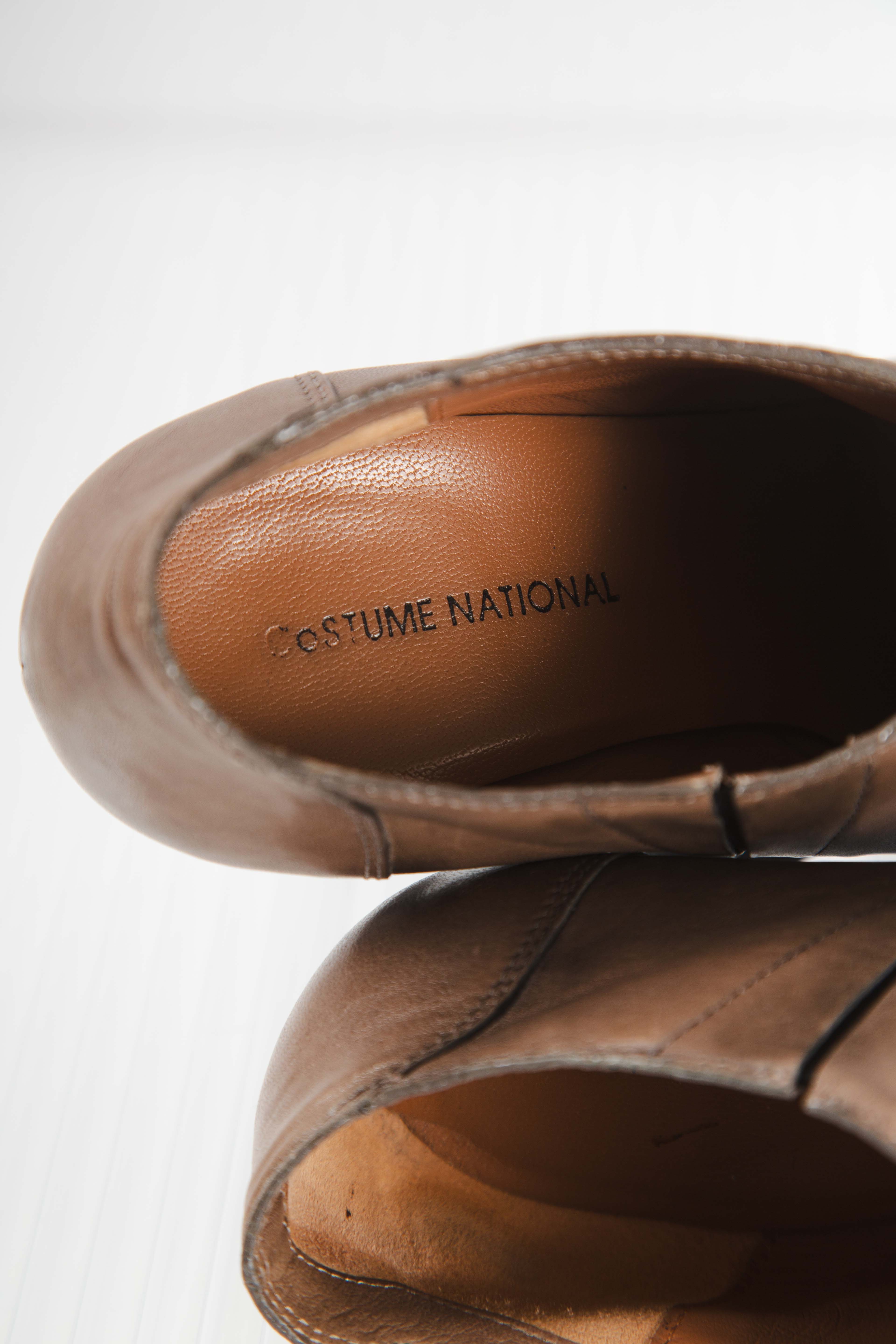 BROWN WASHED LEATHER HEELS