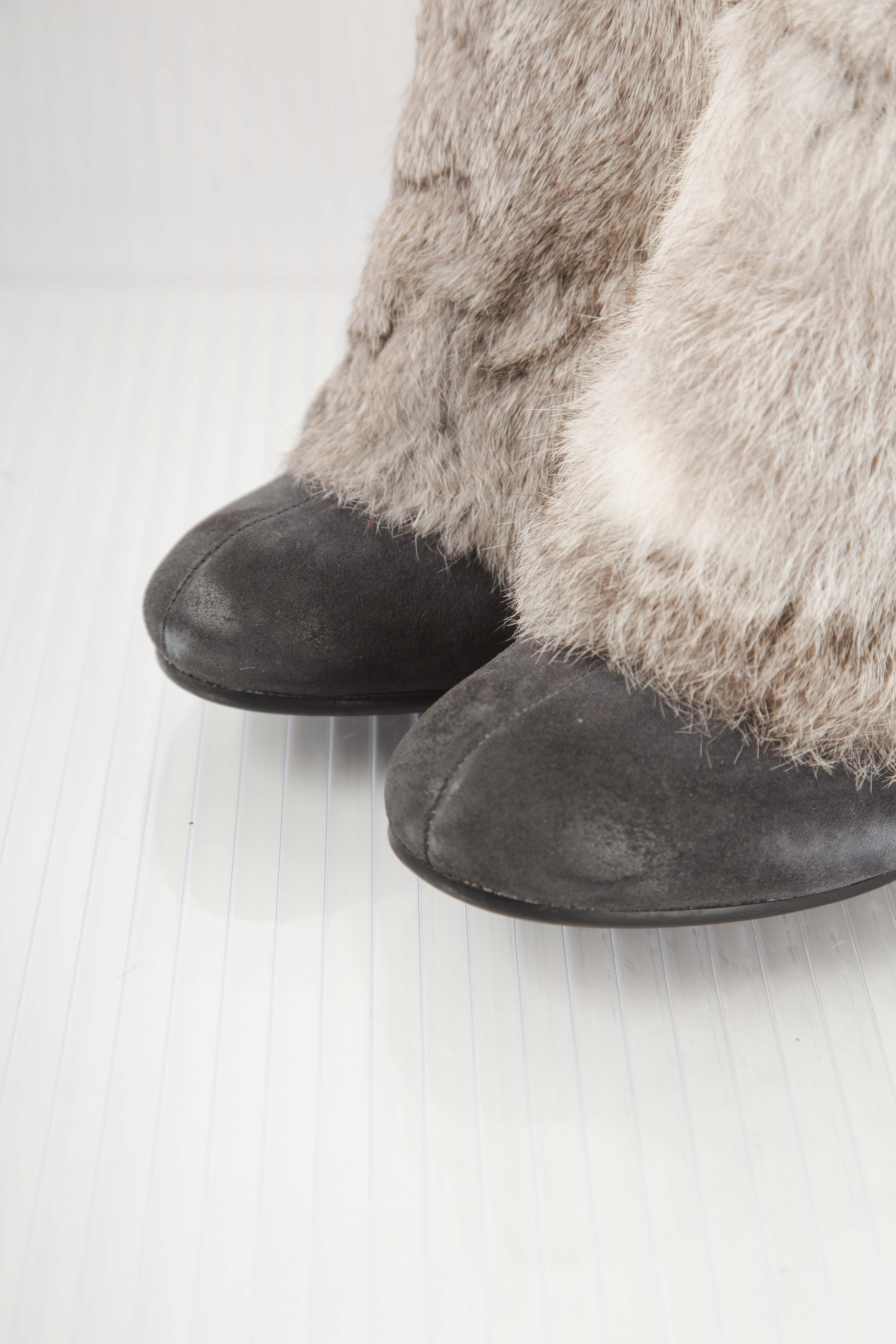 DARK BLUE LEATHER FUR WEDGES