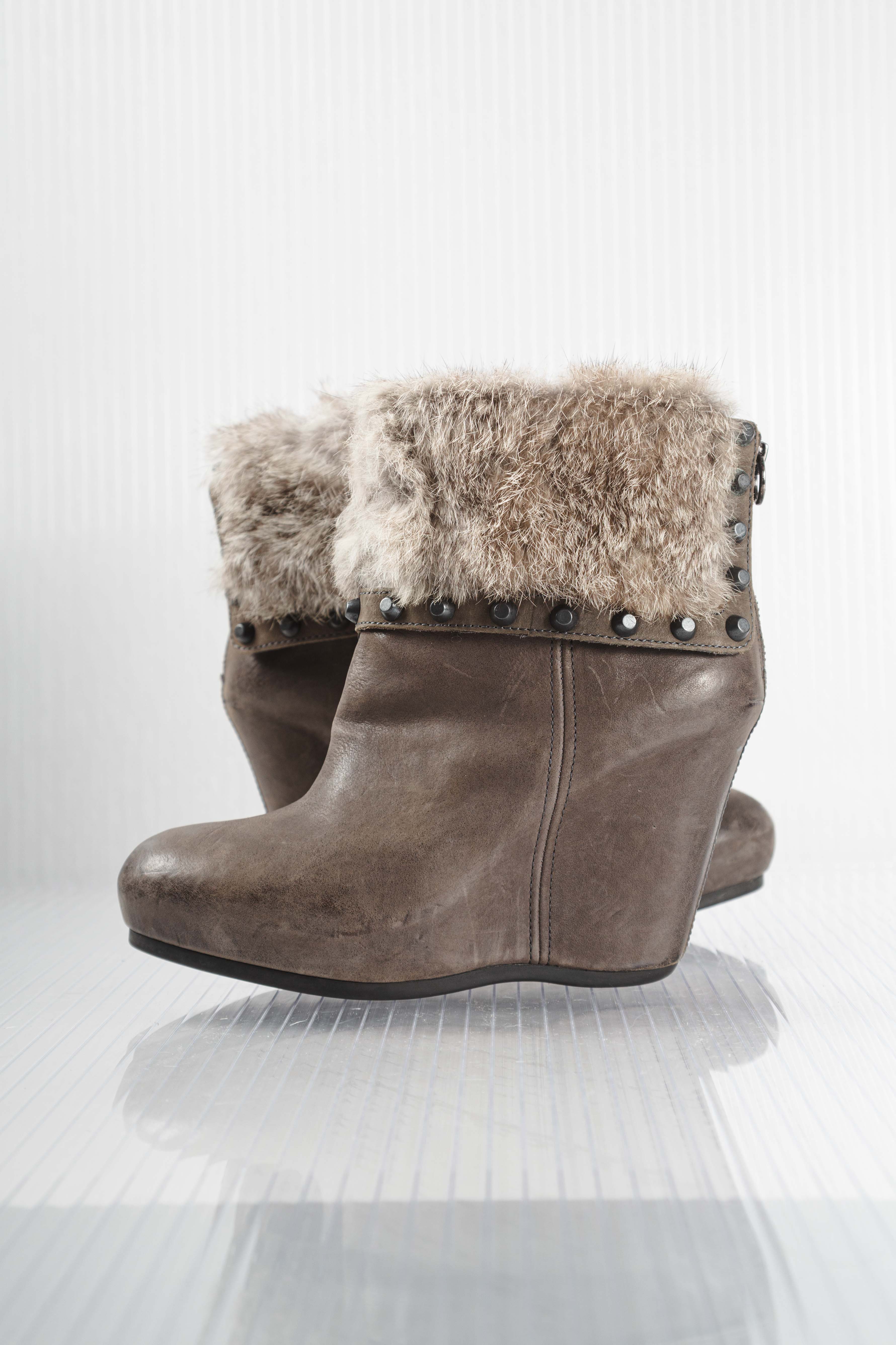 FUR STUDDED LEATHER WEDGES BOOTS