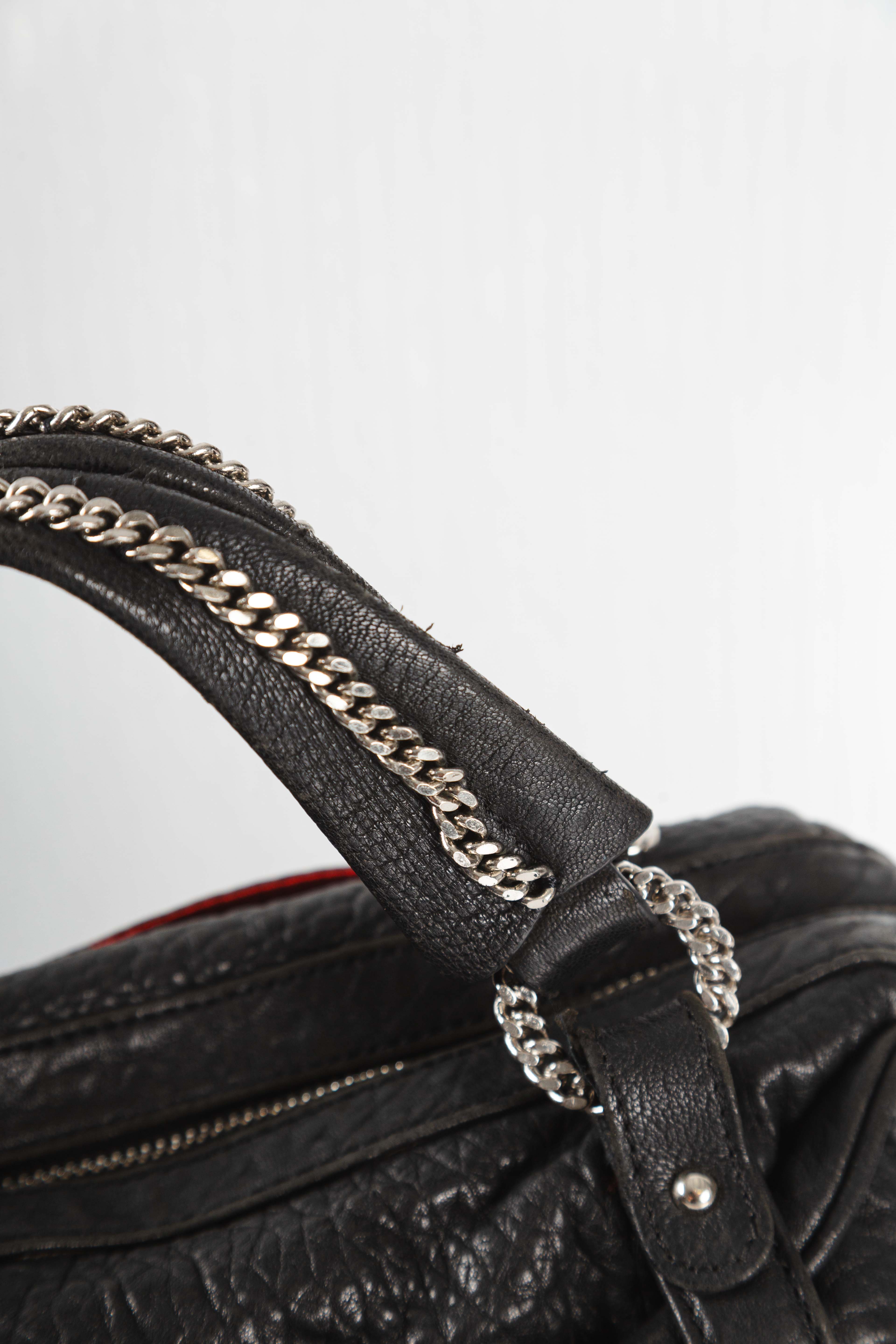 BLACK BOW CHAINED HANDLEBAG