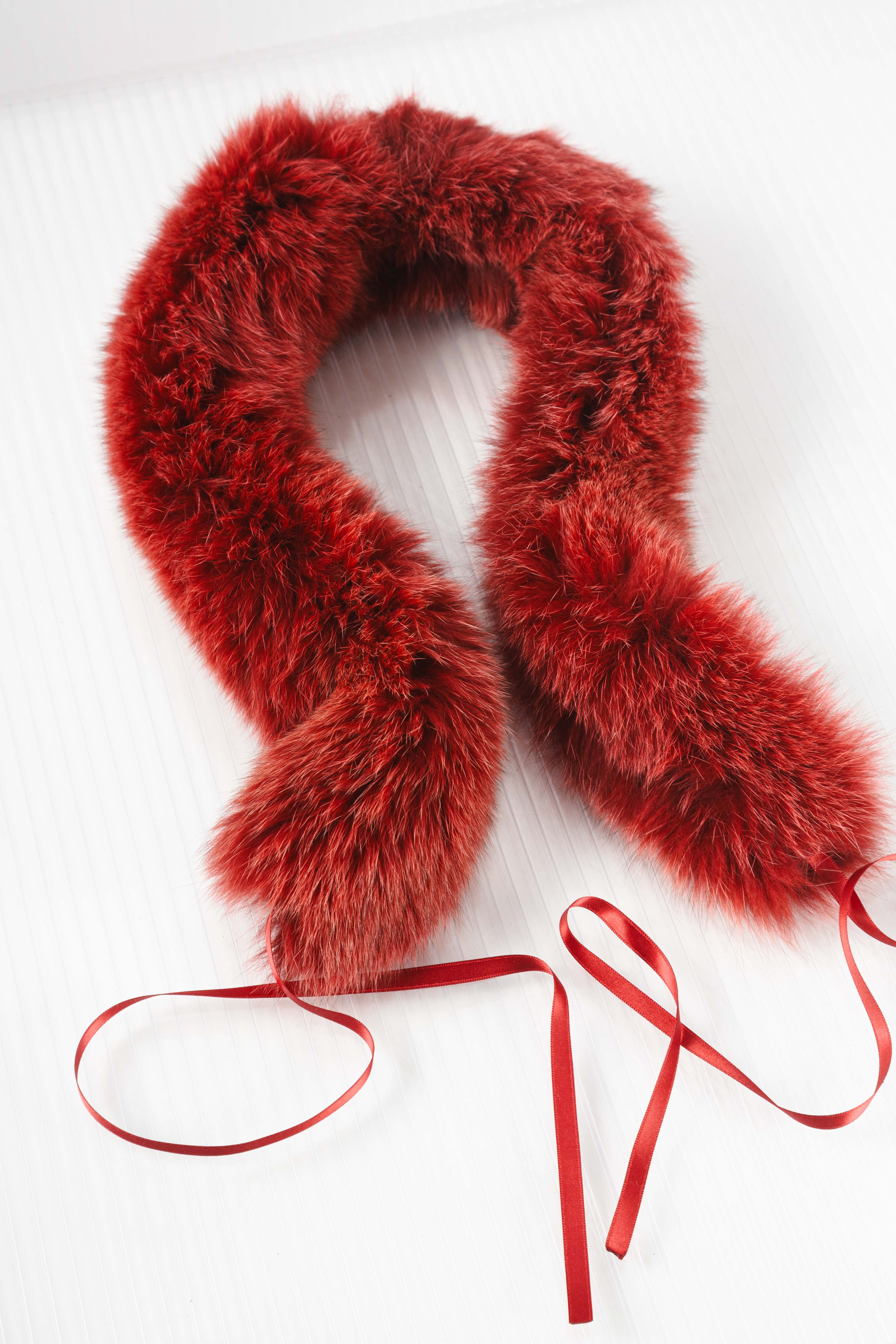 RED LAPIN SCARF