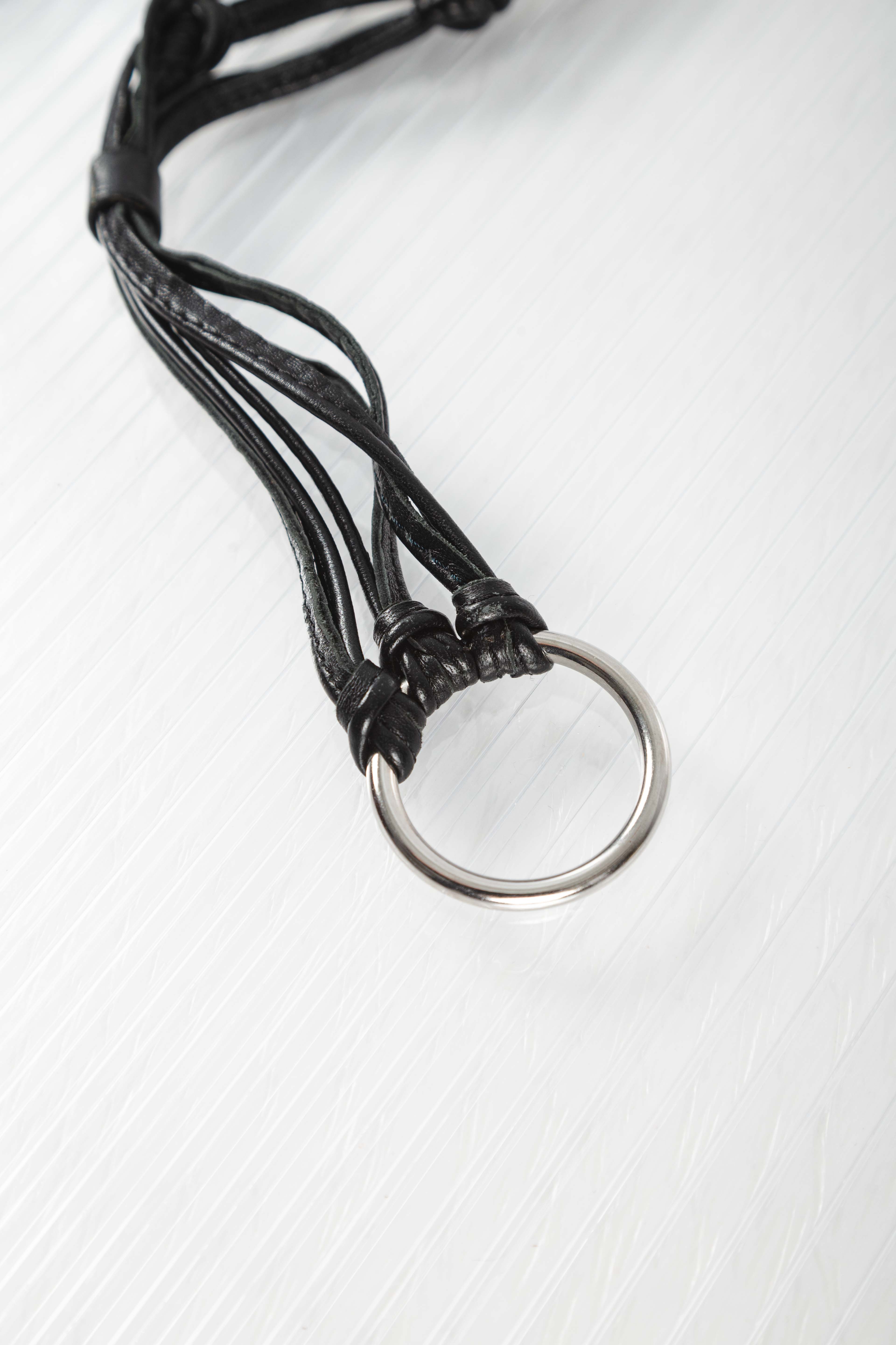 FRINGED LEATHER LOOP BELT