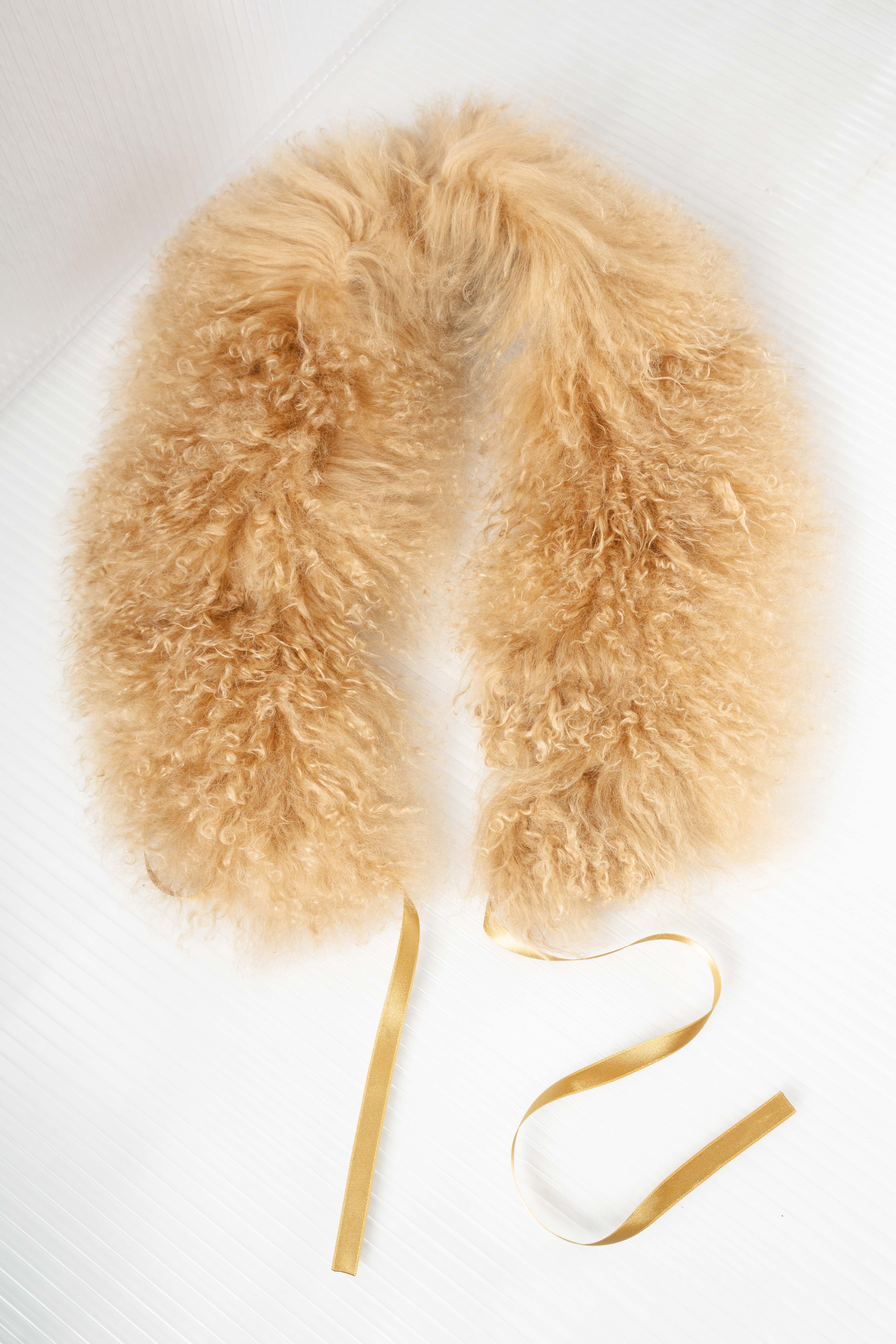 YELLOW ALPACA SHEARLING SCARF