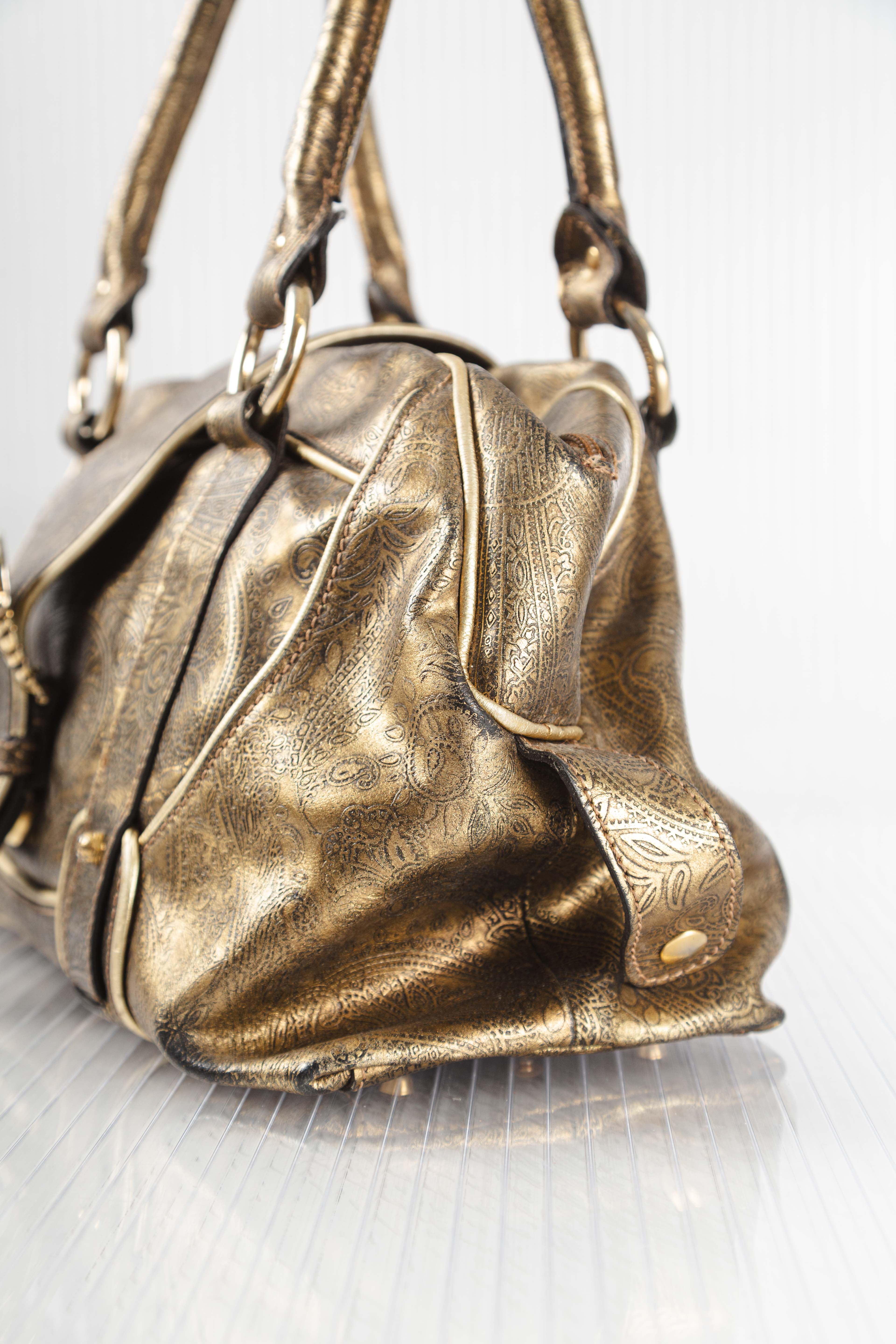 FW2007 GOLD PATTERNED LEATHER BUCKLE BAG