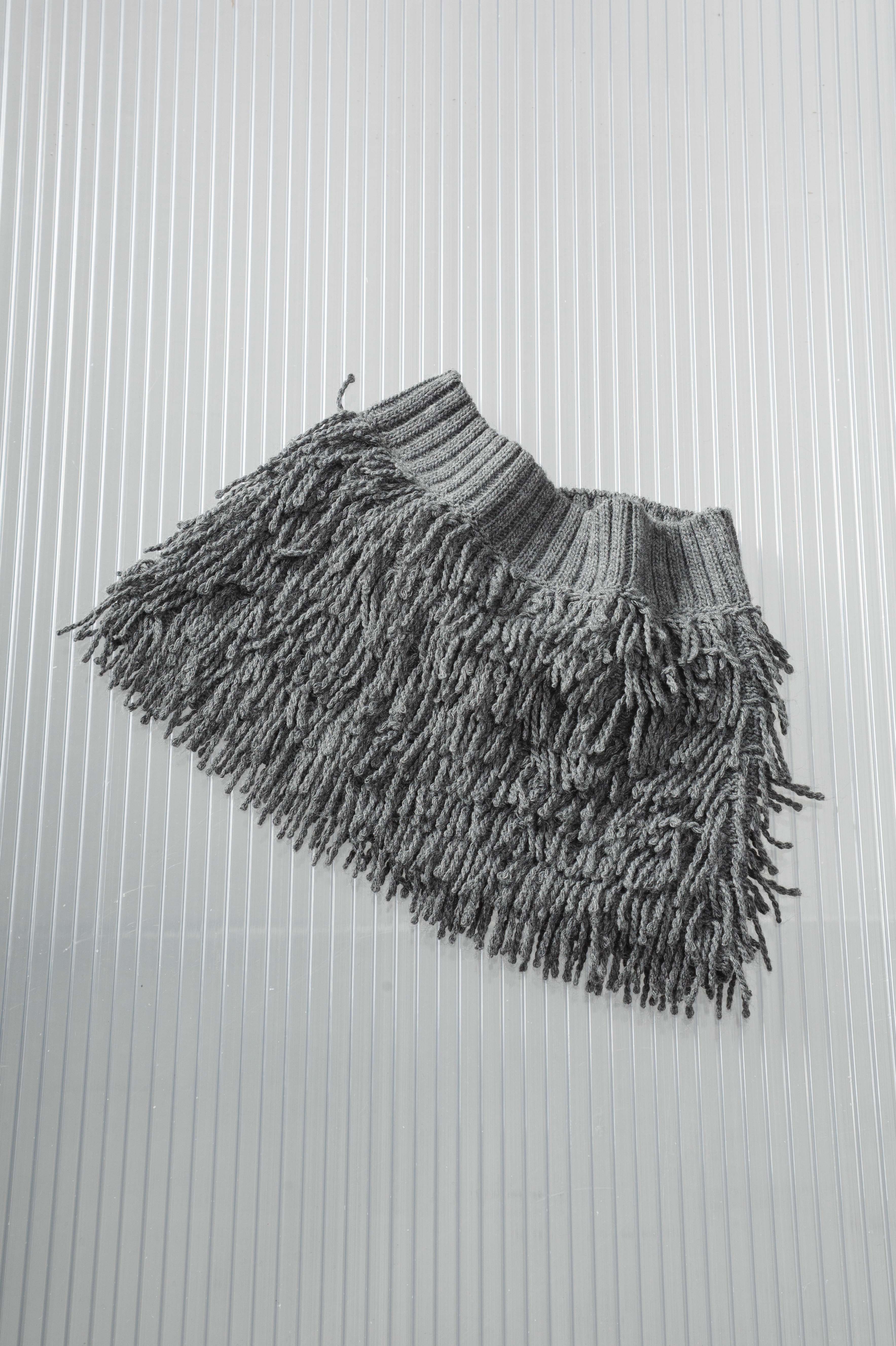 GREY FRINGED KNITTED NECK WARMER