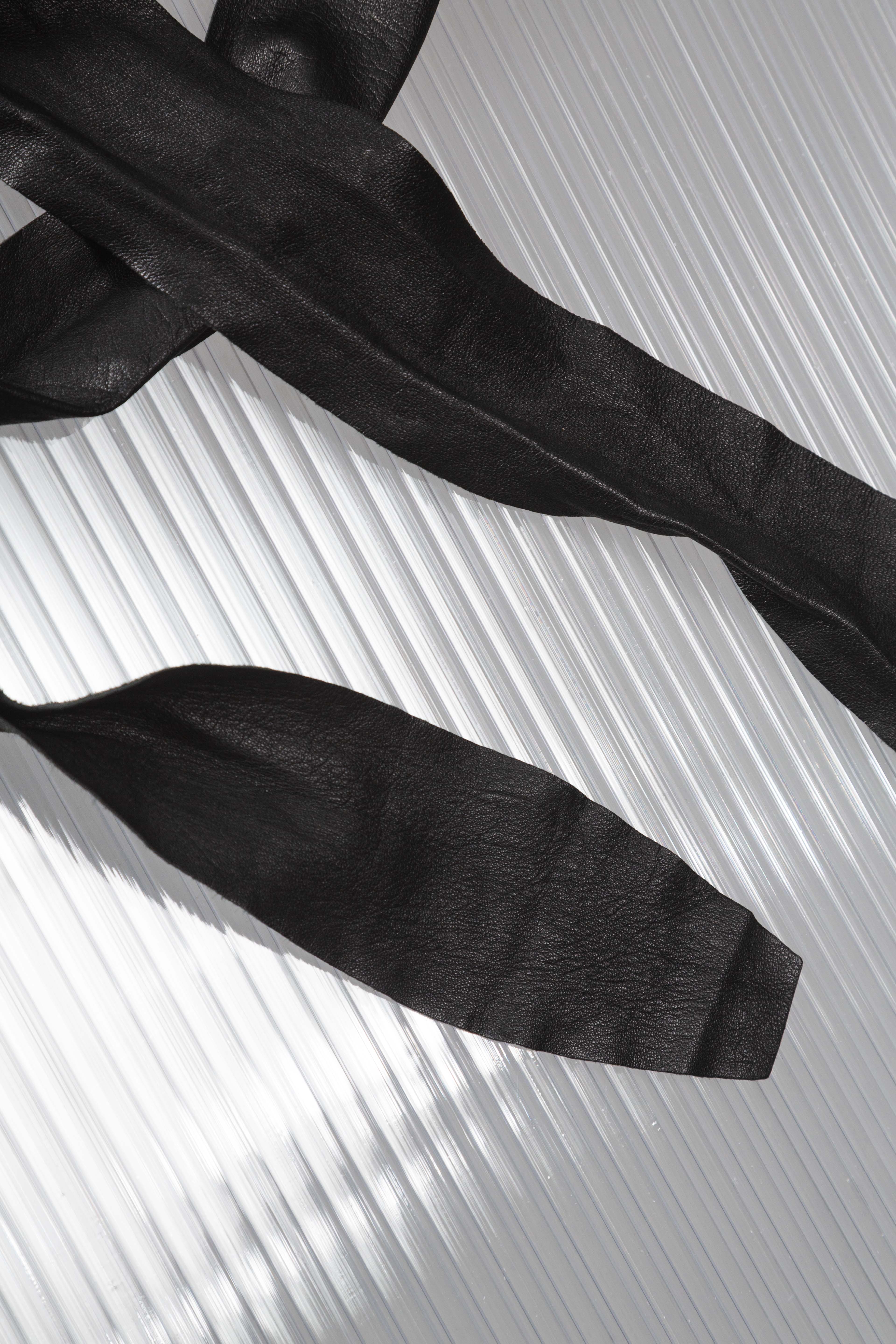 STUDDED LEATHER BELT