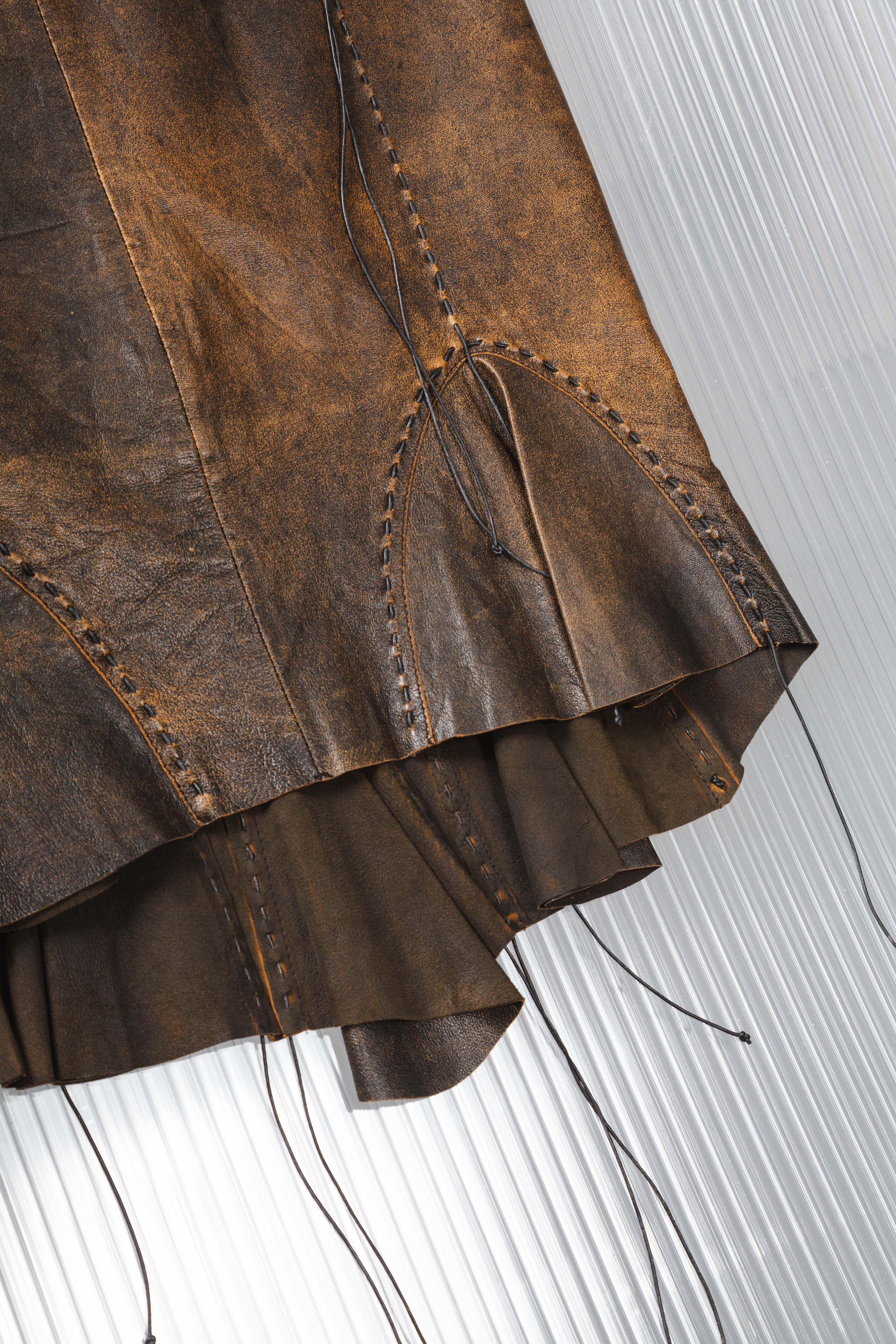 WASHED LEATHER RUCHED LACED SKIRT