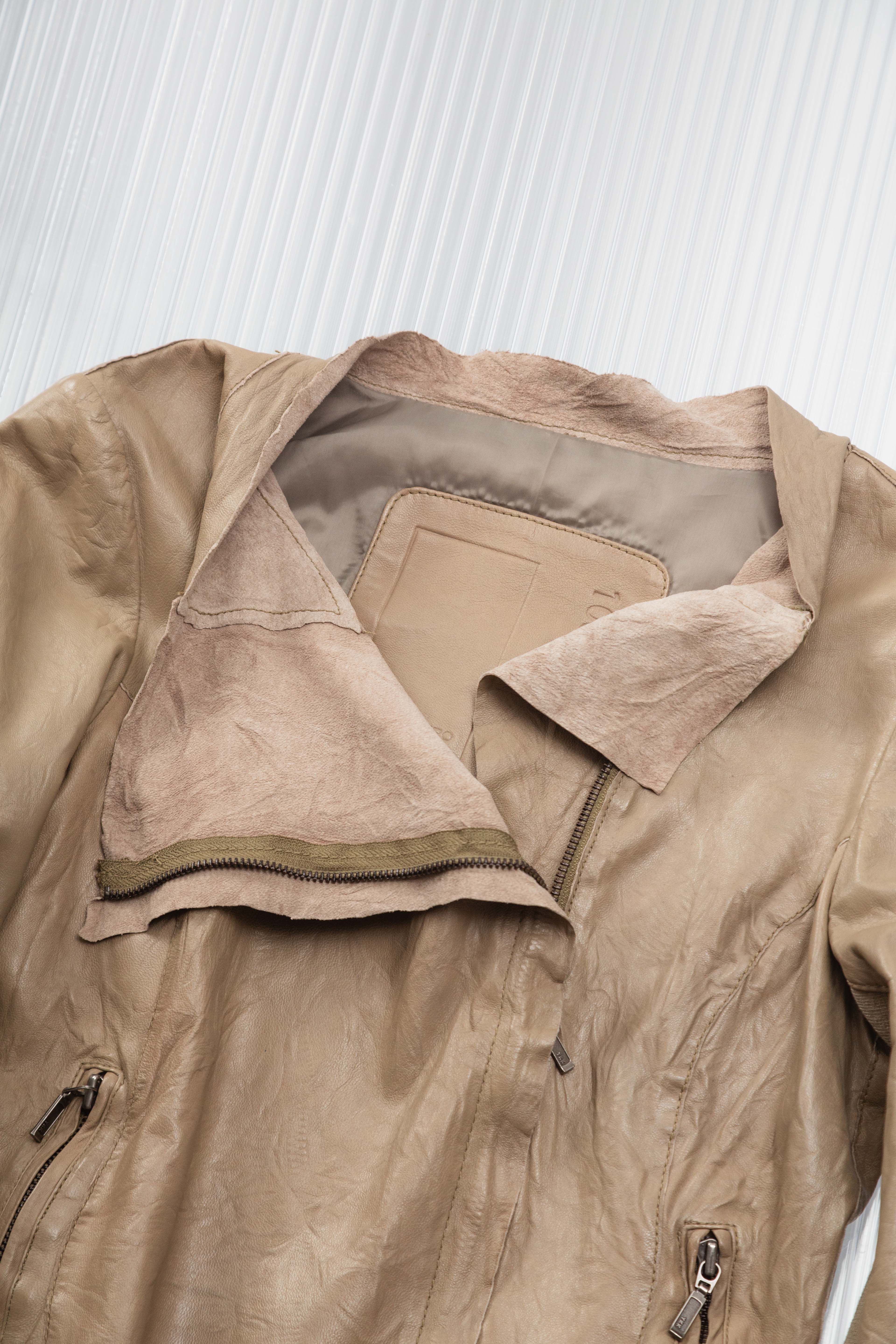 ECRU CRINKLED ASYMMETRICAL LEATHER JACKET