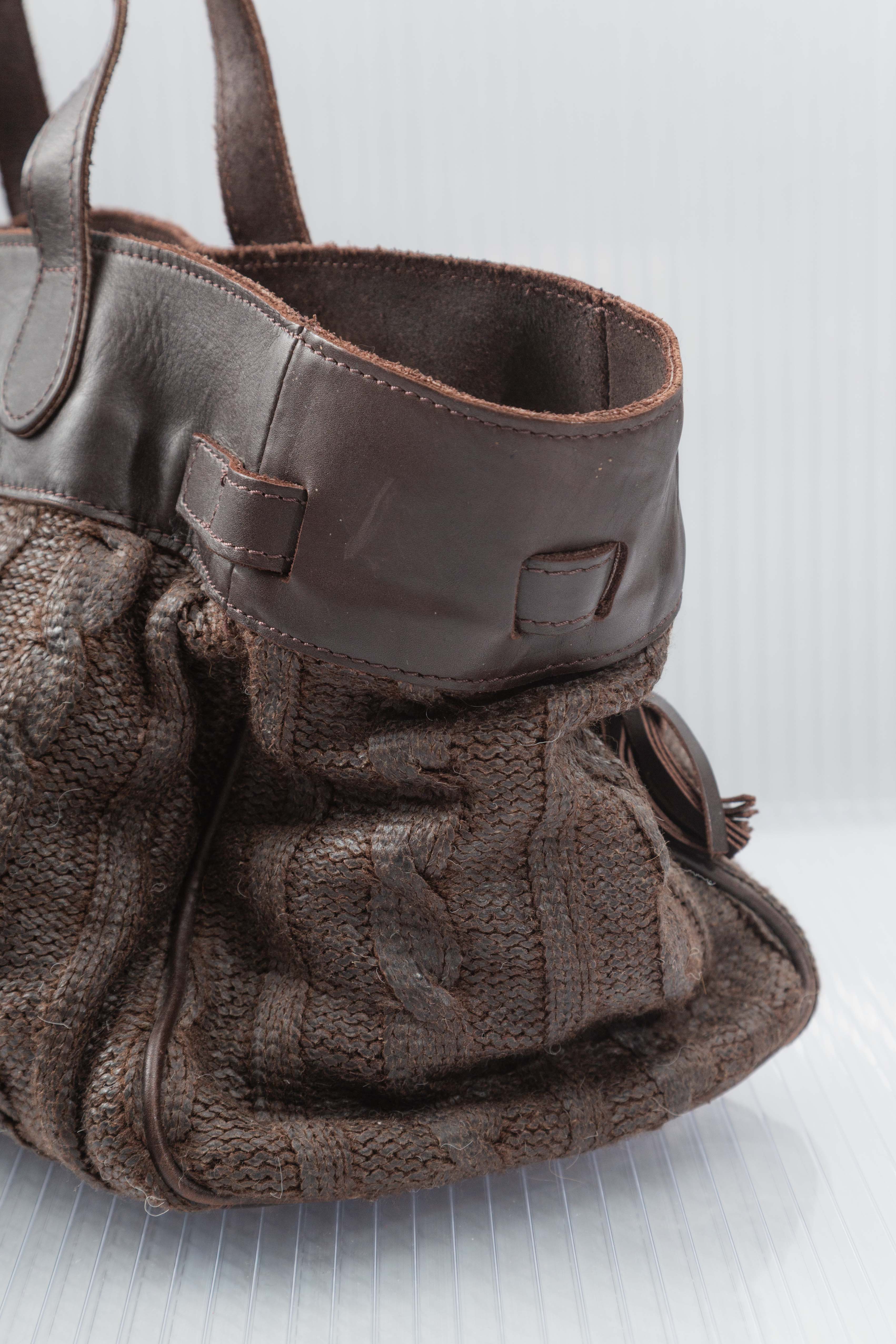 WOOL LEATHER BELTED BAG