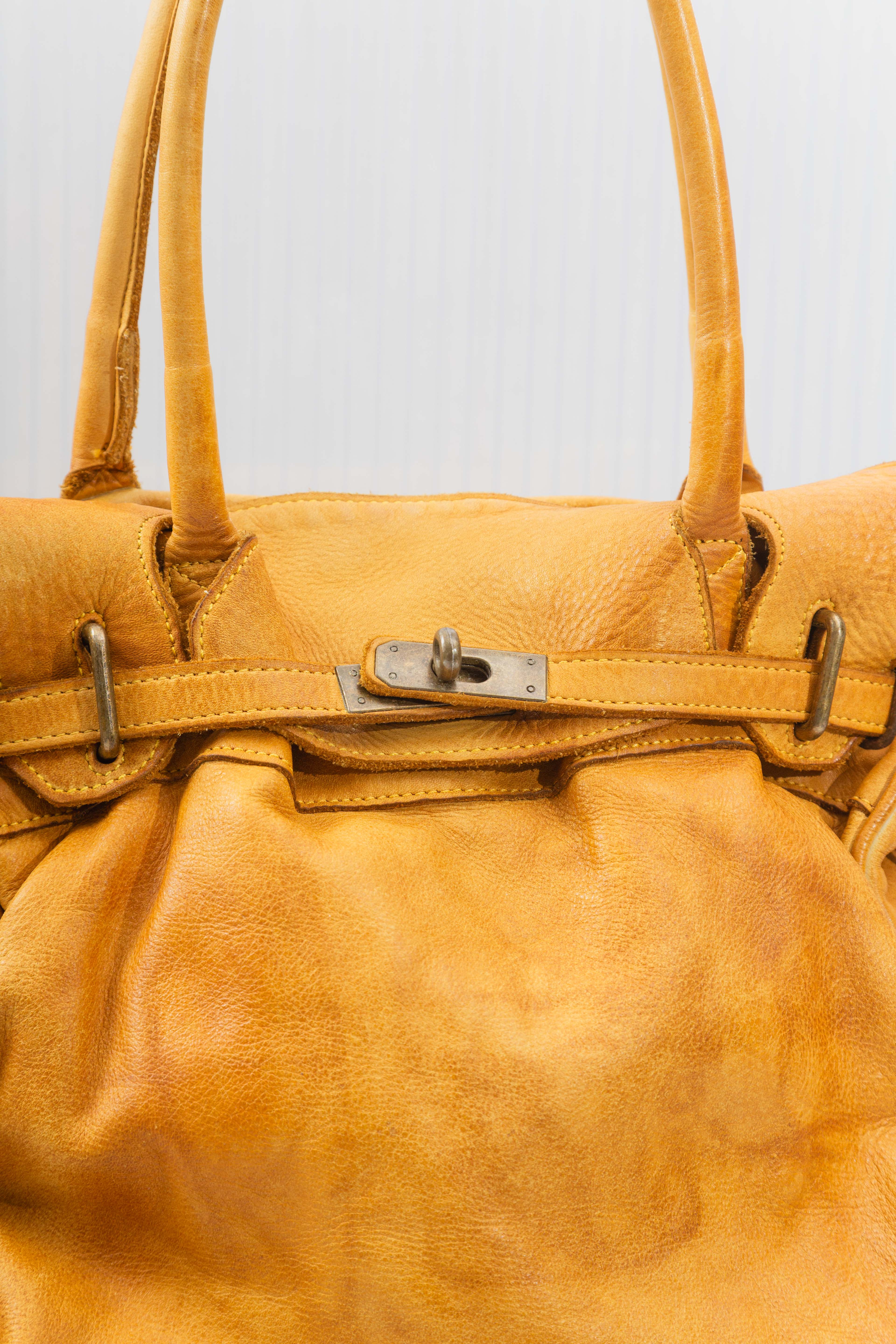 WASHED MUSTARD FIRKIN LEATHER HANDBAG