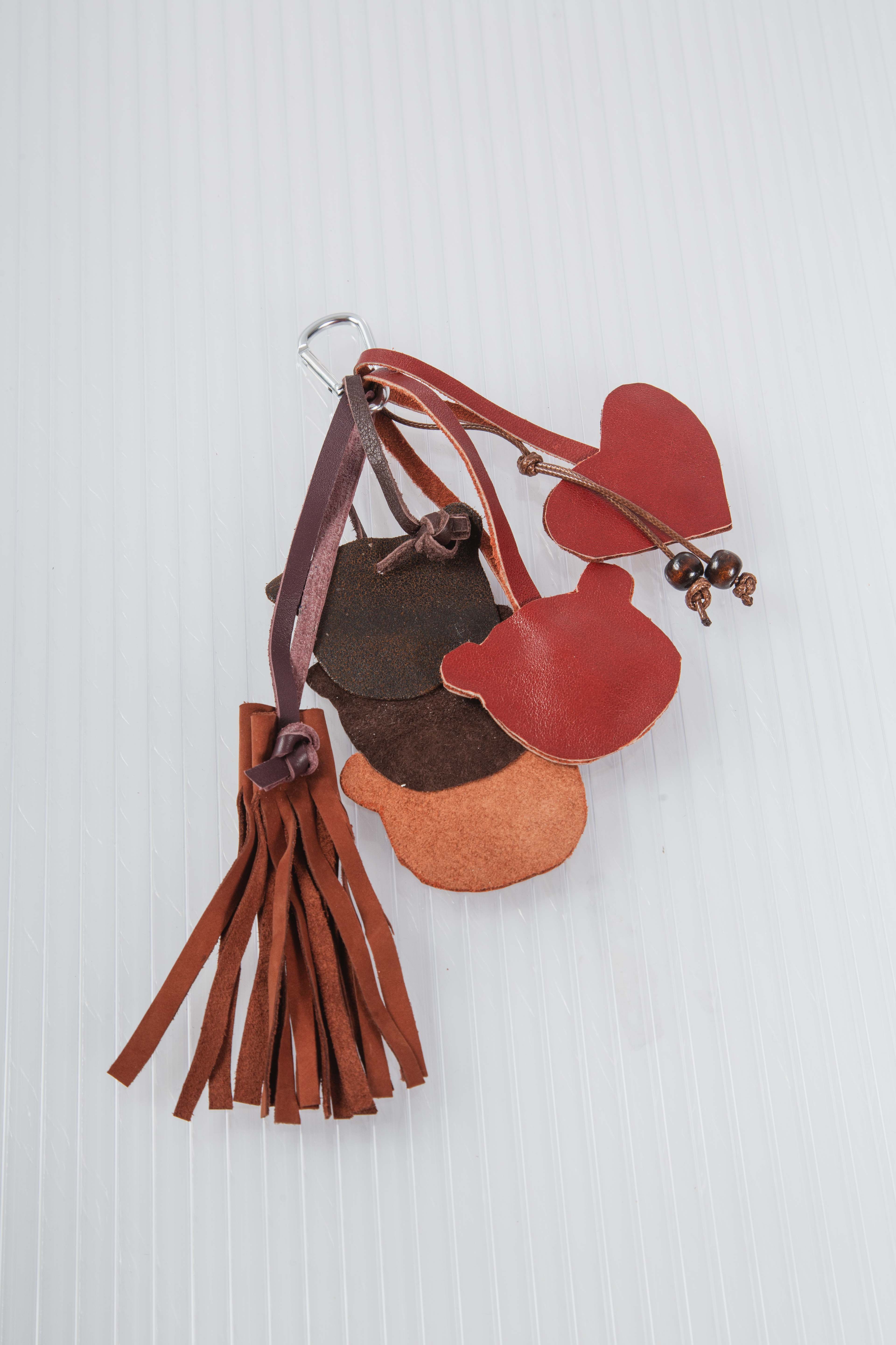 LEATHER TEDDYBEAR CHARMS KEYCHAIN