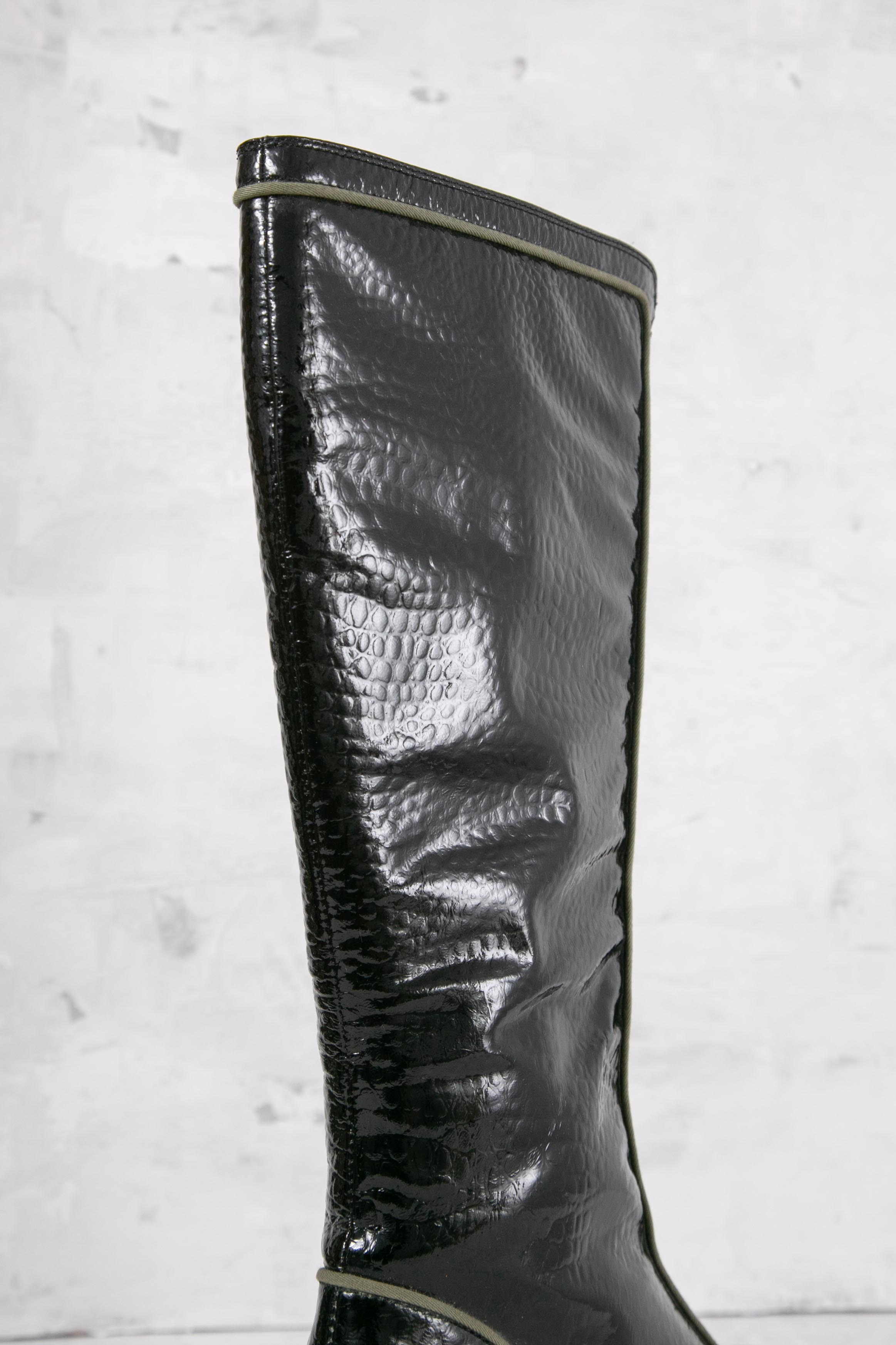 PATENT KNEE-HIGH BOOTS