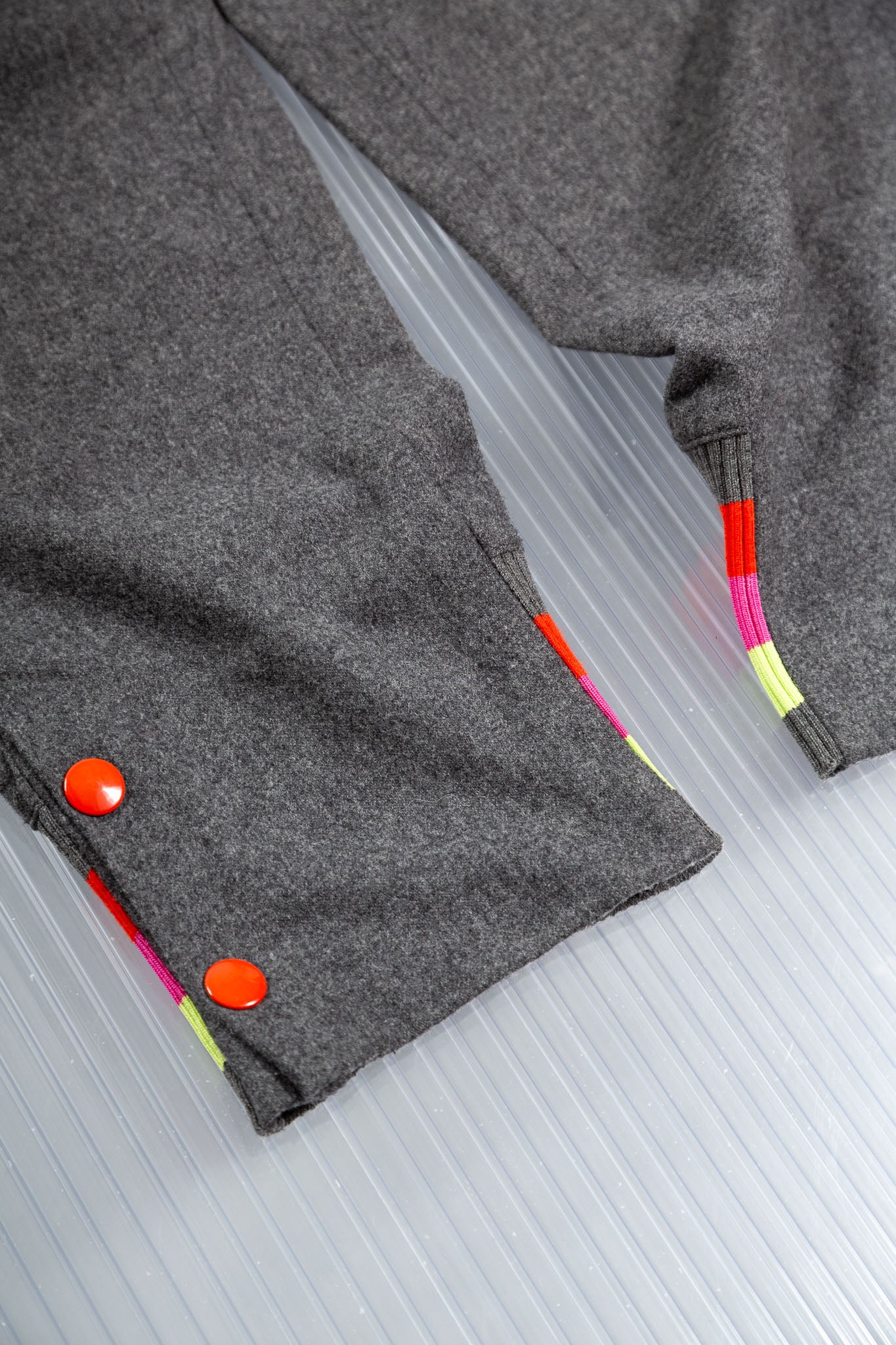 ICEBERG GREY WOOL STRIPED CAPRIS